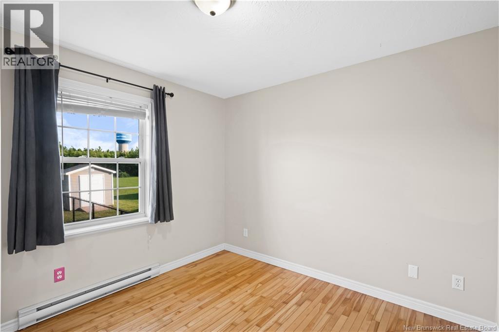 25 Clement Avenue - 25