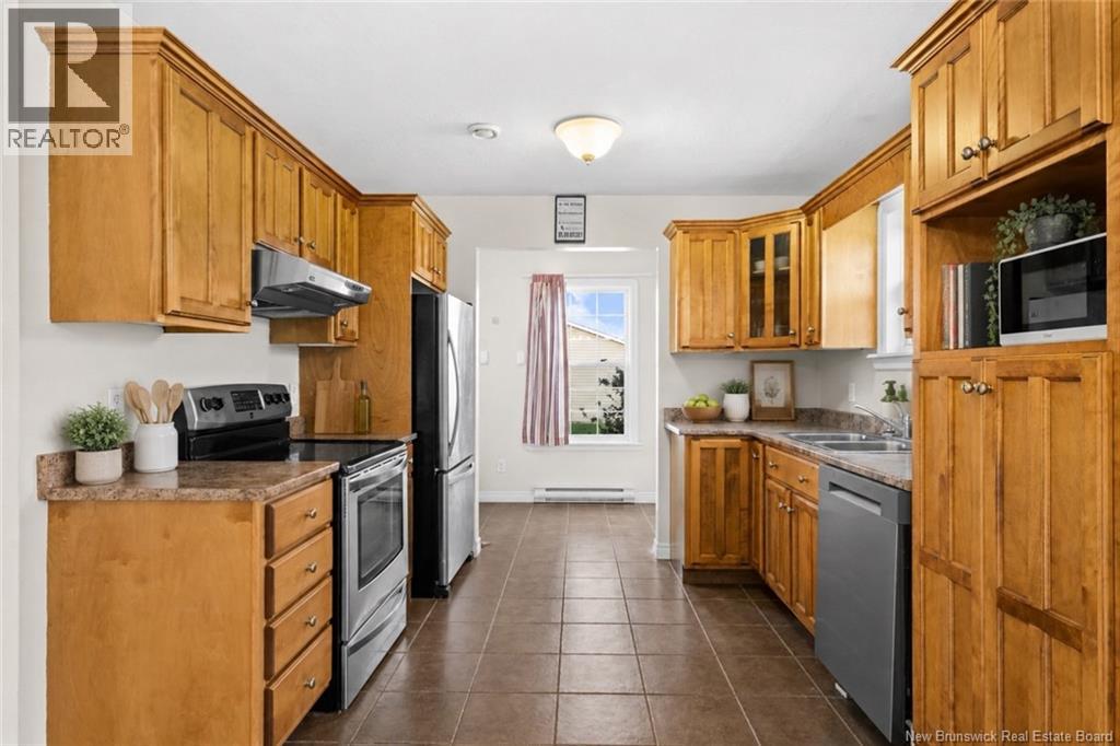 25 Clement Avenue - 6