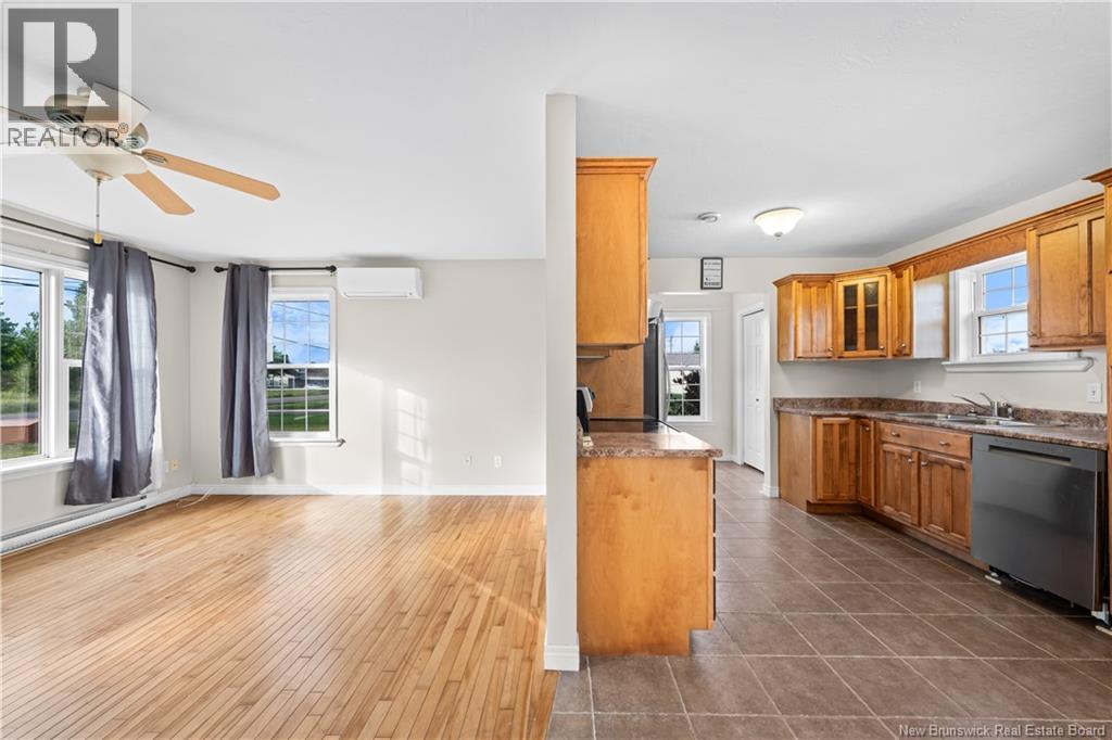25 Clement Avenue - Image 13