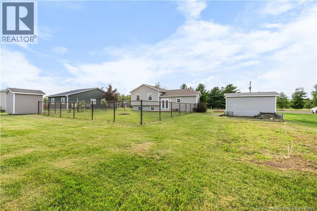 25 Clement Avenue - 40