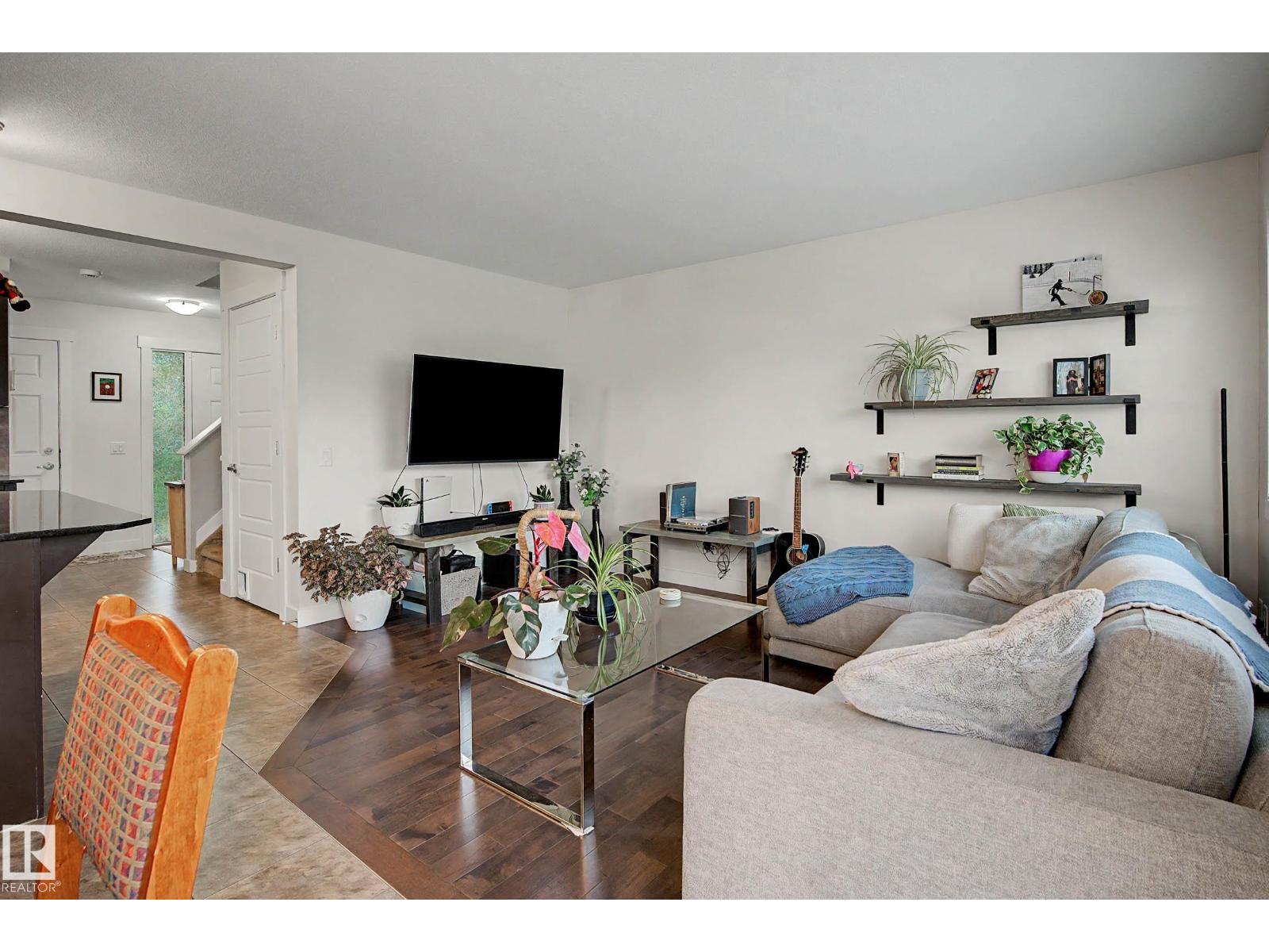 9436 230 ST NW - 12