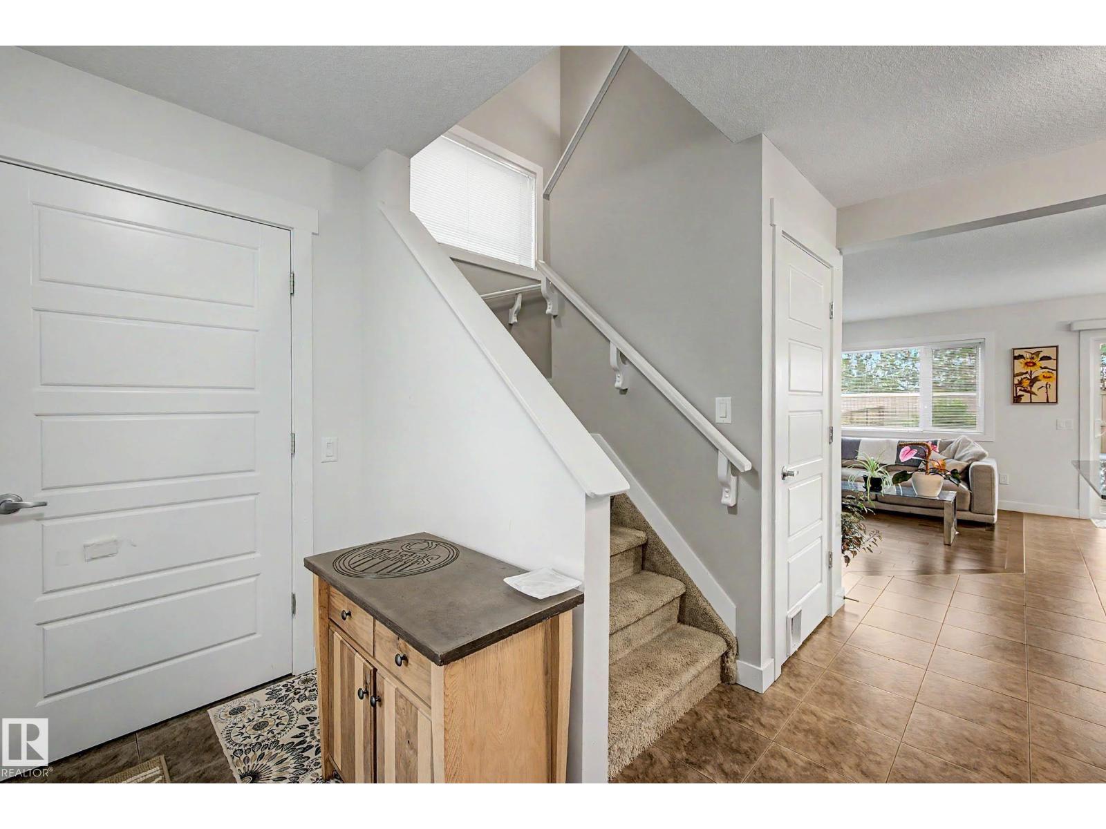 9436 230 ST NW - 16