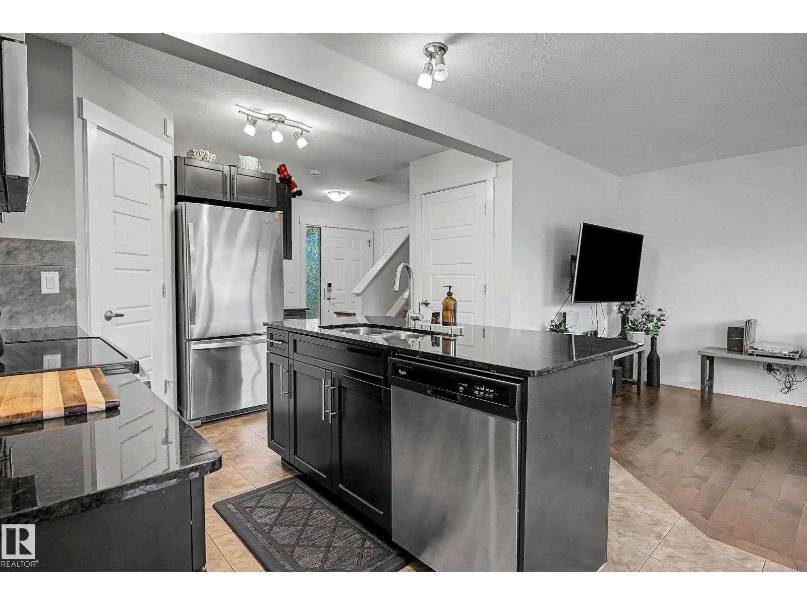 9436 230 ST NW - 2