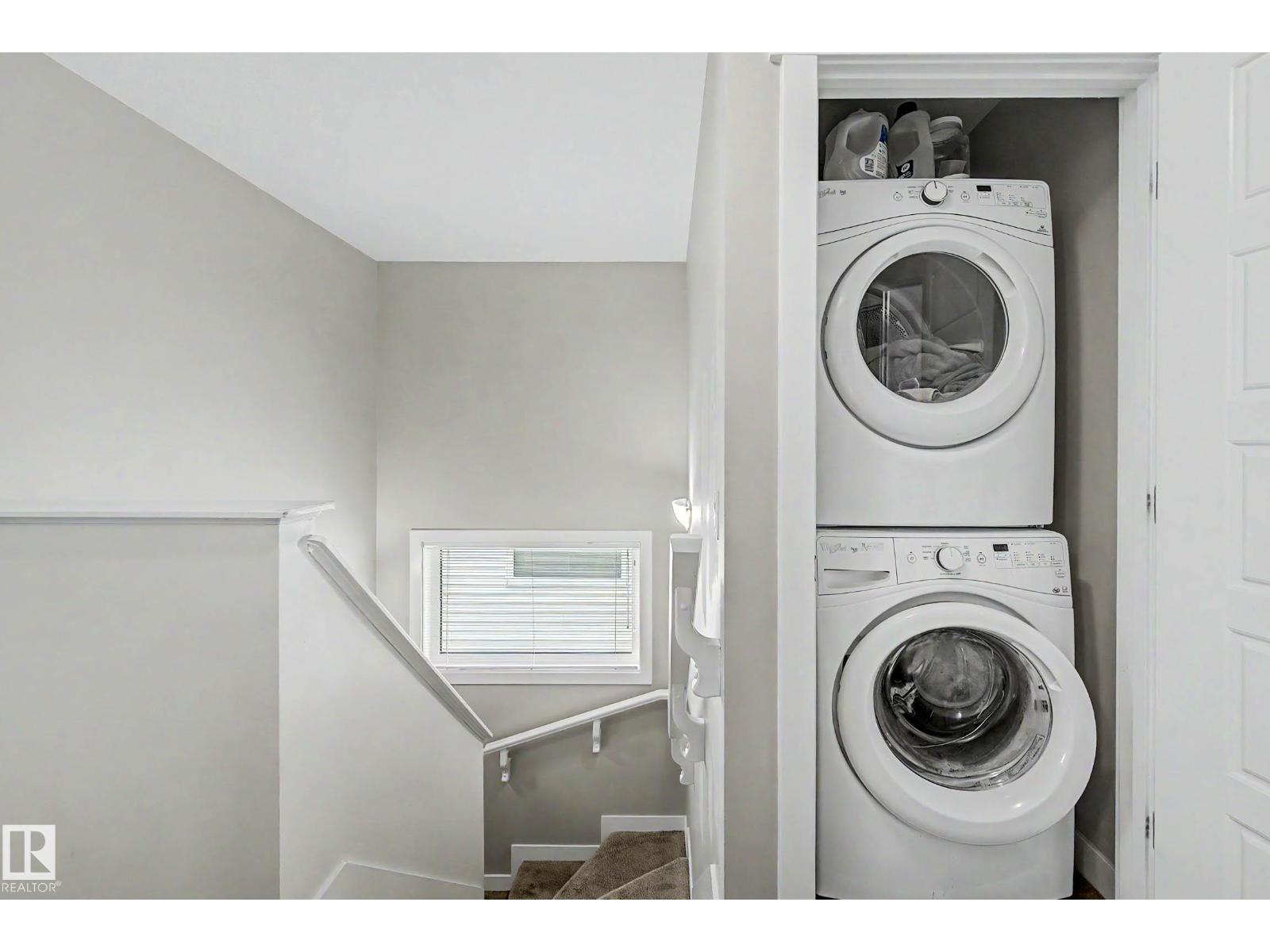9436 230 ST NW - 25