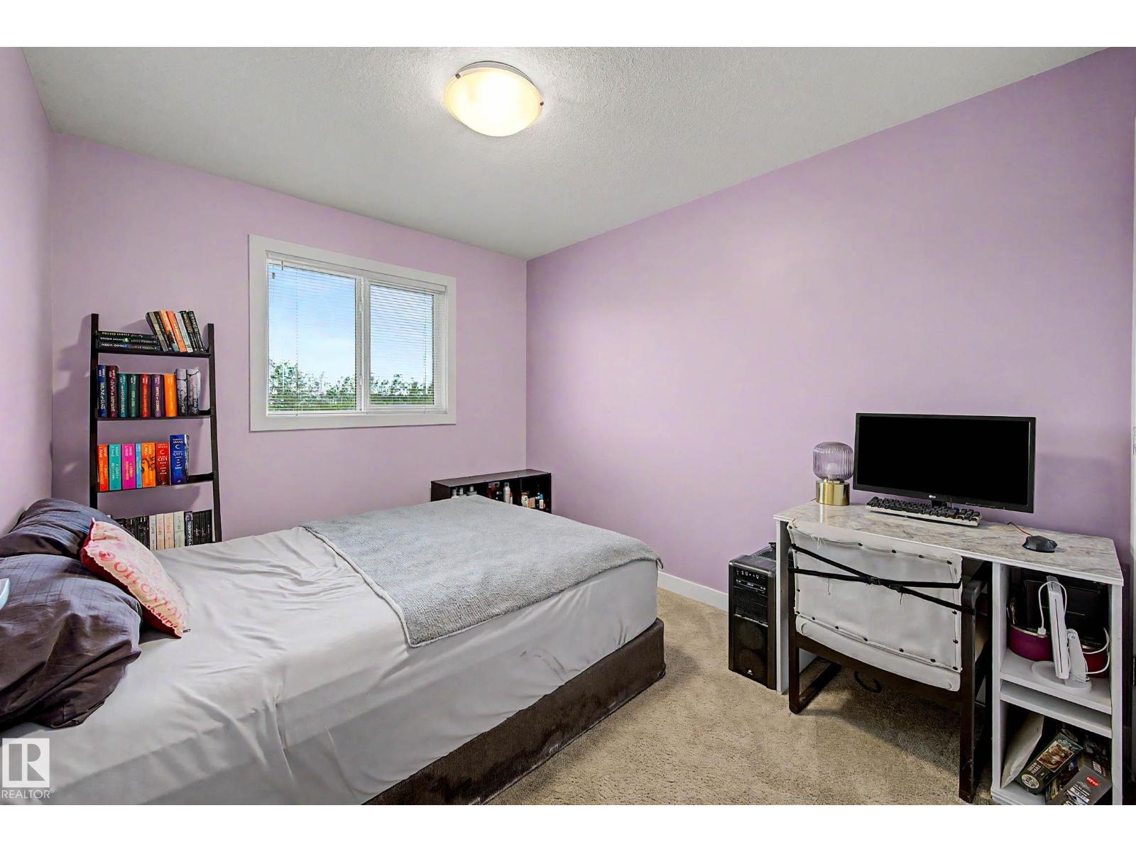 9436 230 ST NW - 30