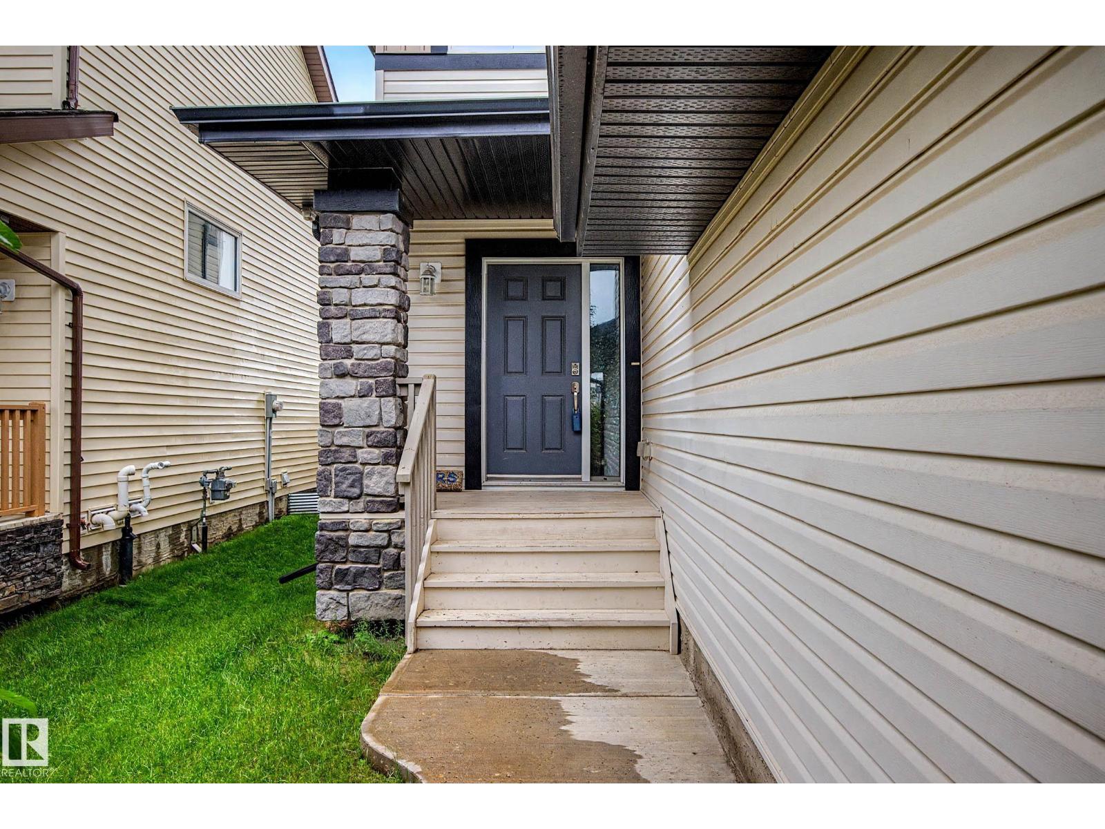 9436 230 ST NW - 47