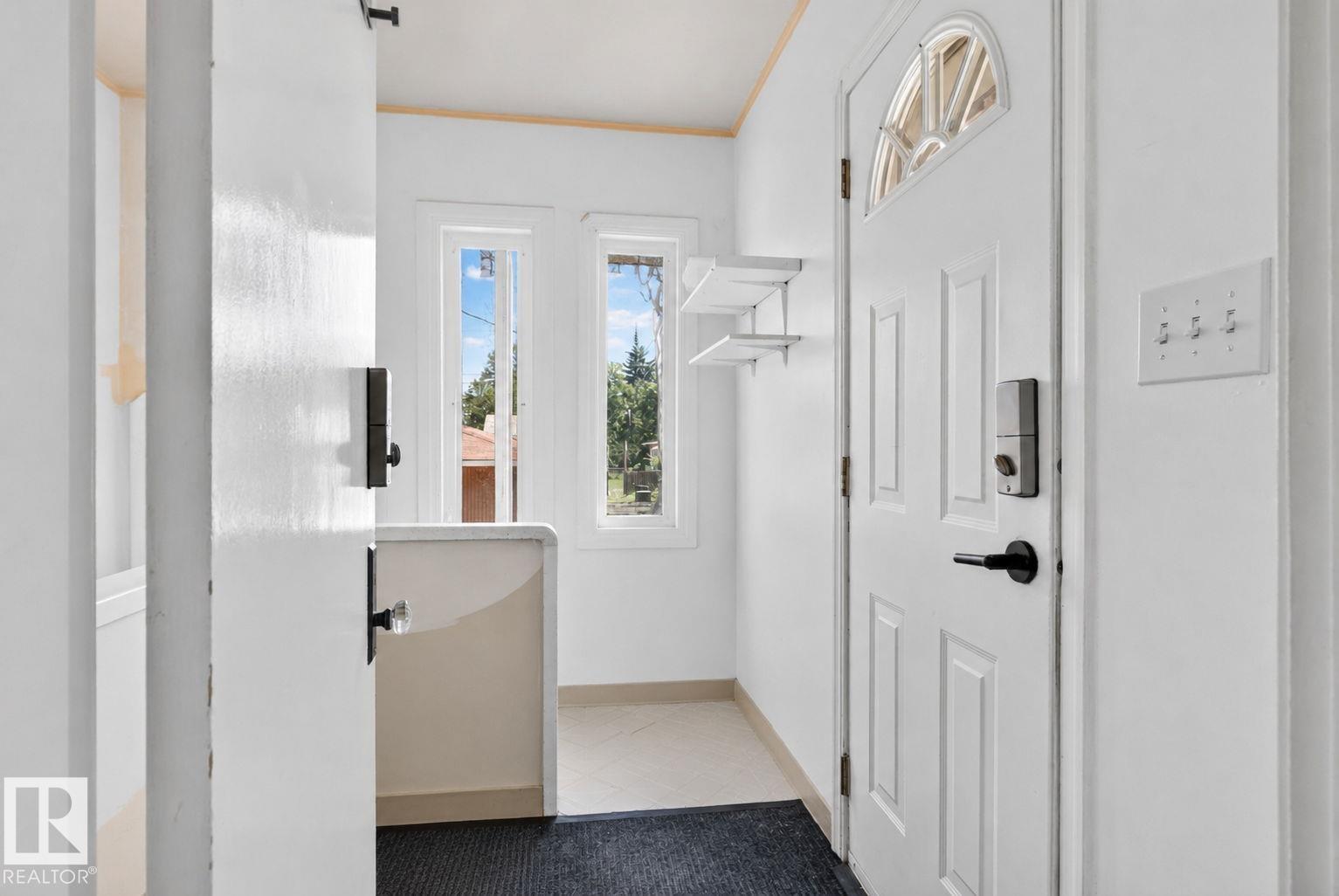12229 88 ST NW - 23
