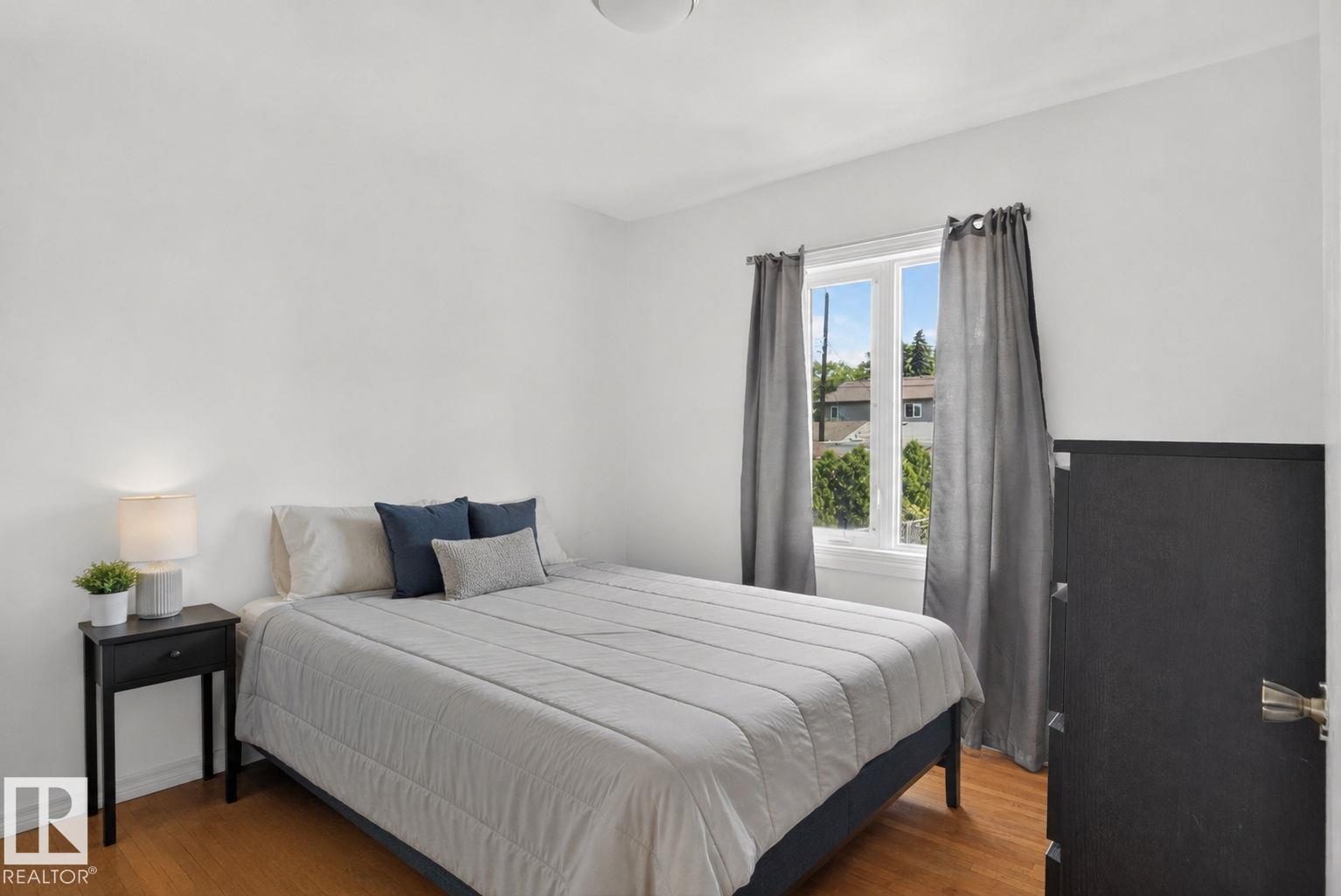 12229 88 ST NW - 27