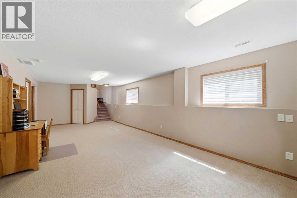 628 Lancaster Drive - 16