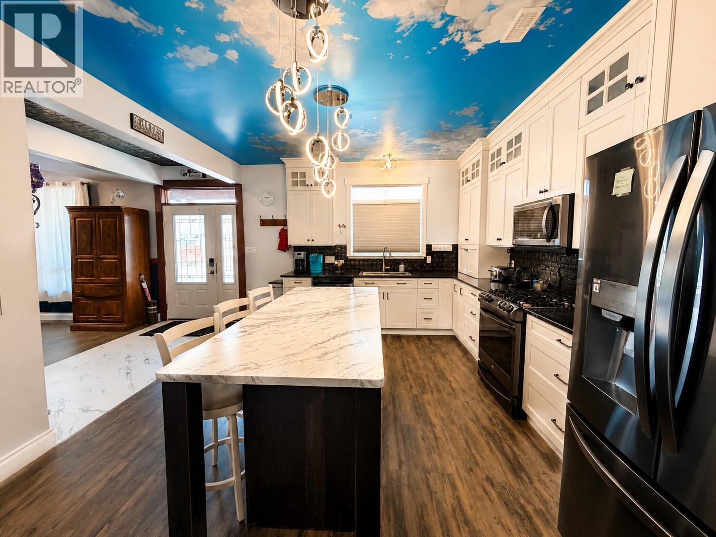 605/607 RAILWAY Avenue - Image 33