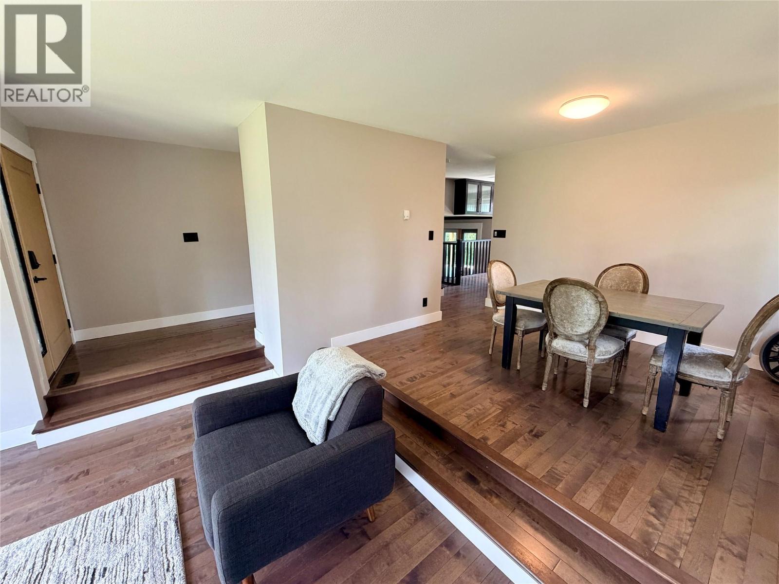 6385 97 Highway, Dawson Creek