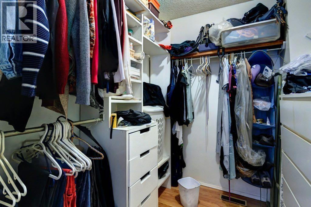 2009 41 Street SE - 17