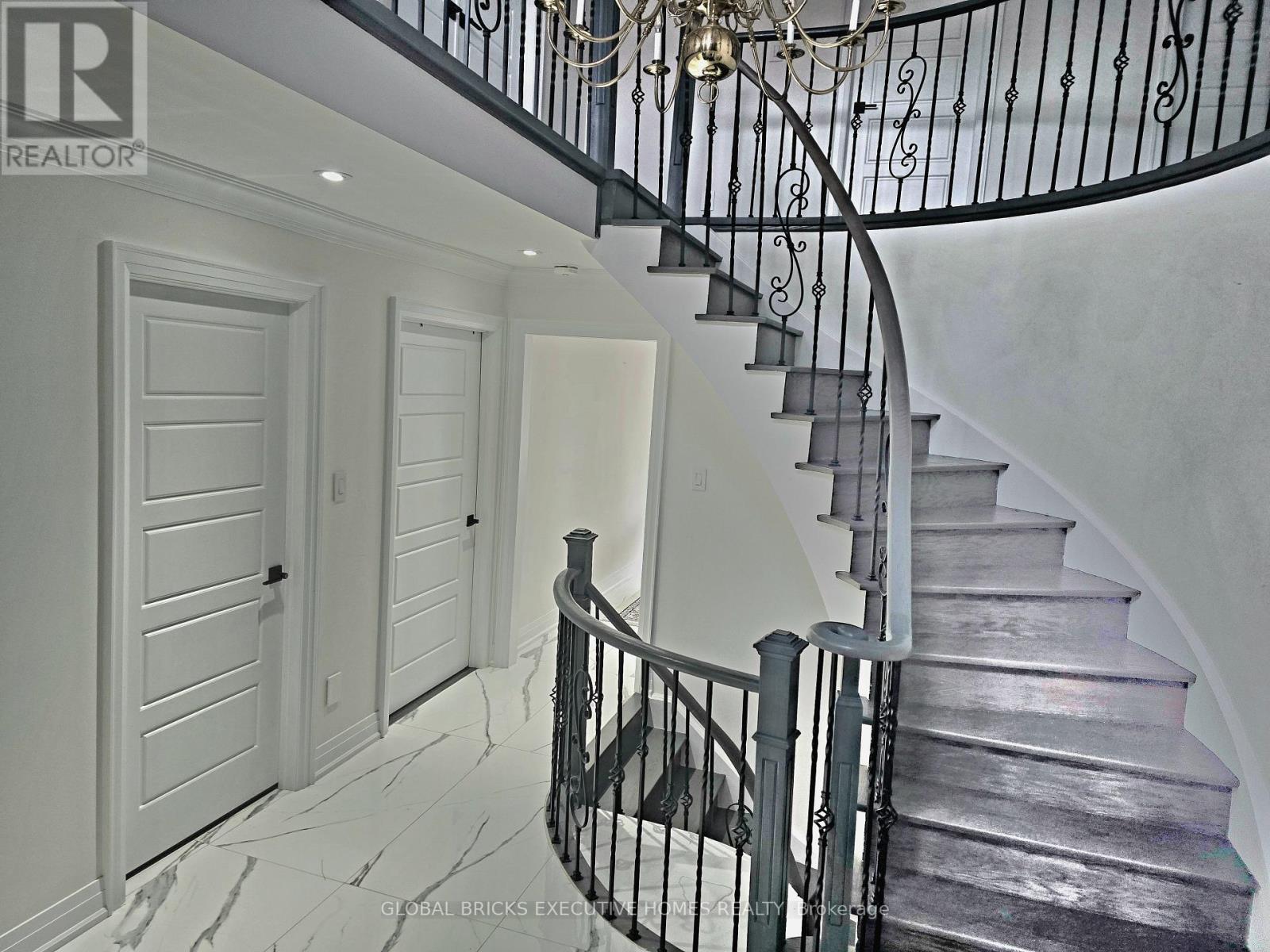 99 BENJAMIN DRIVE - Image 6