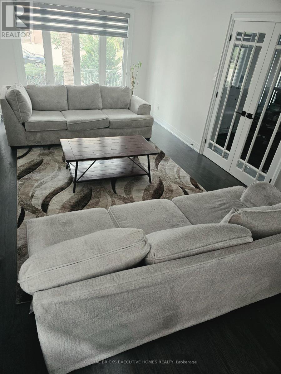 99 BENJAMIN DRIVE - Image 7