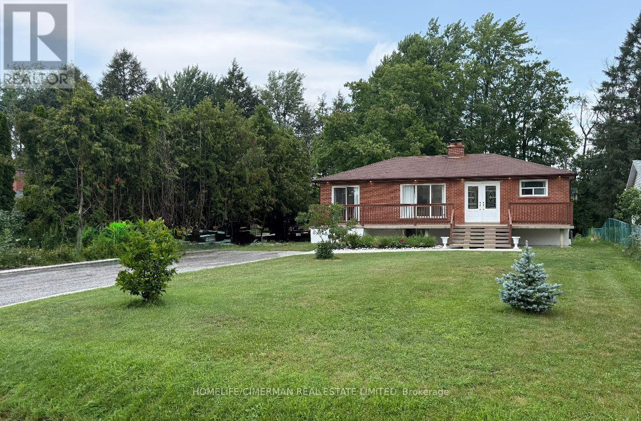 678 TRINITY STREET - 1