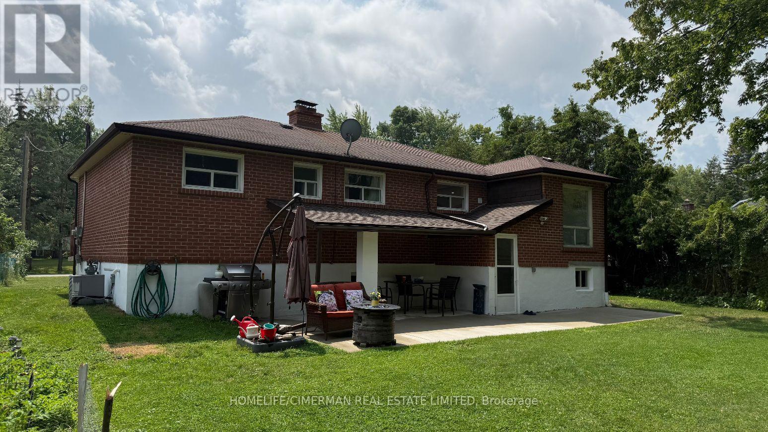 678 TRINITY STREET - 19