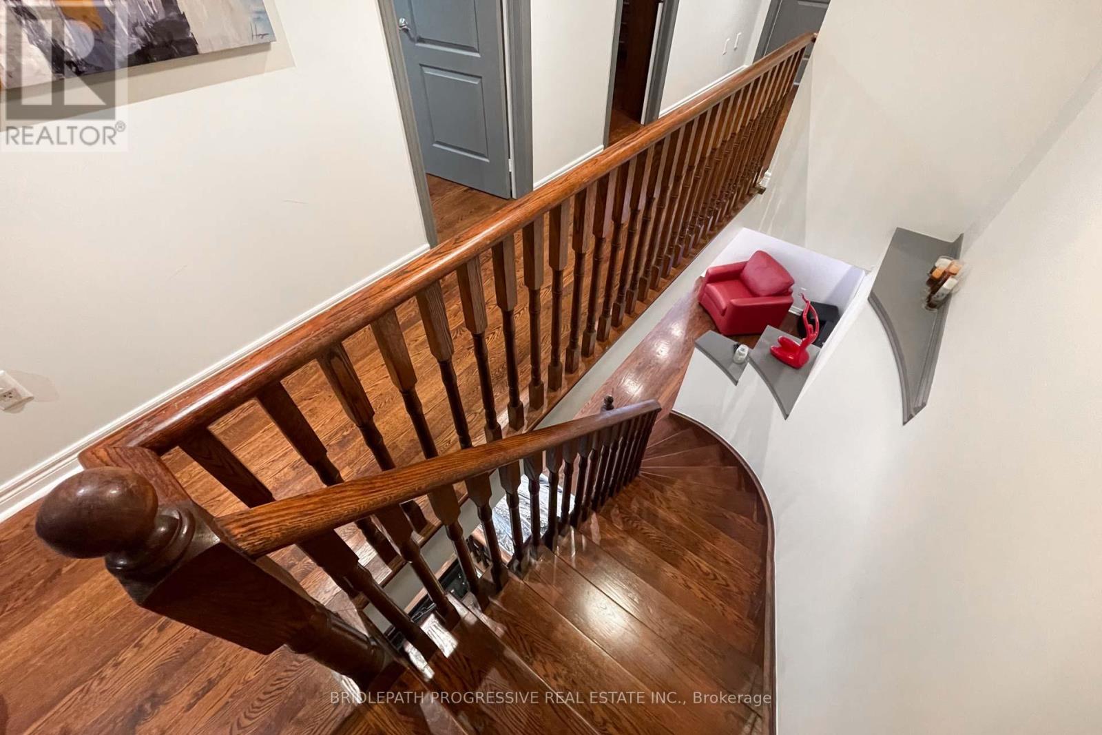 64 SIR SANFORD FLEMING WAY - 21