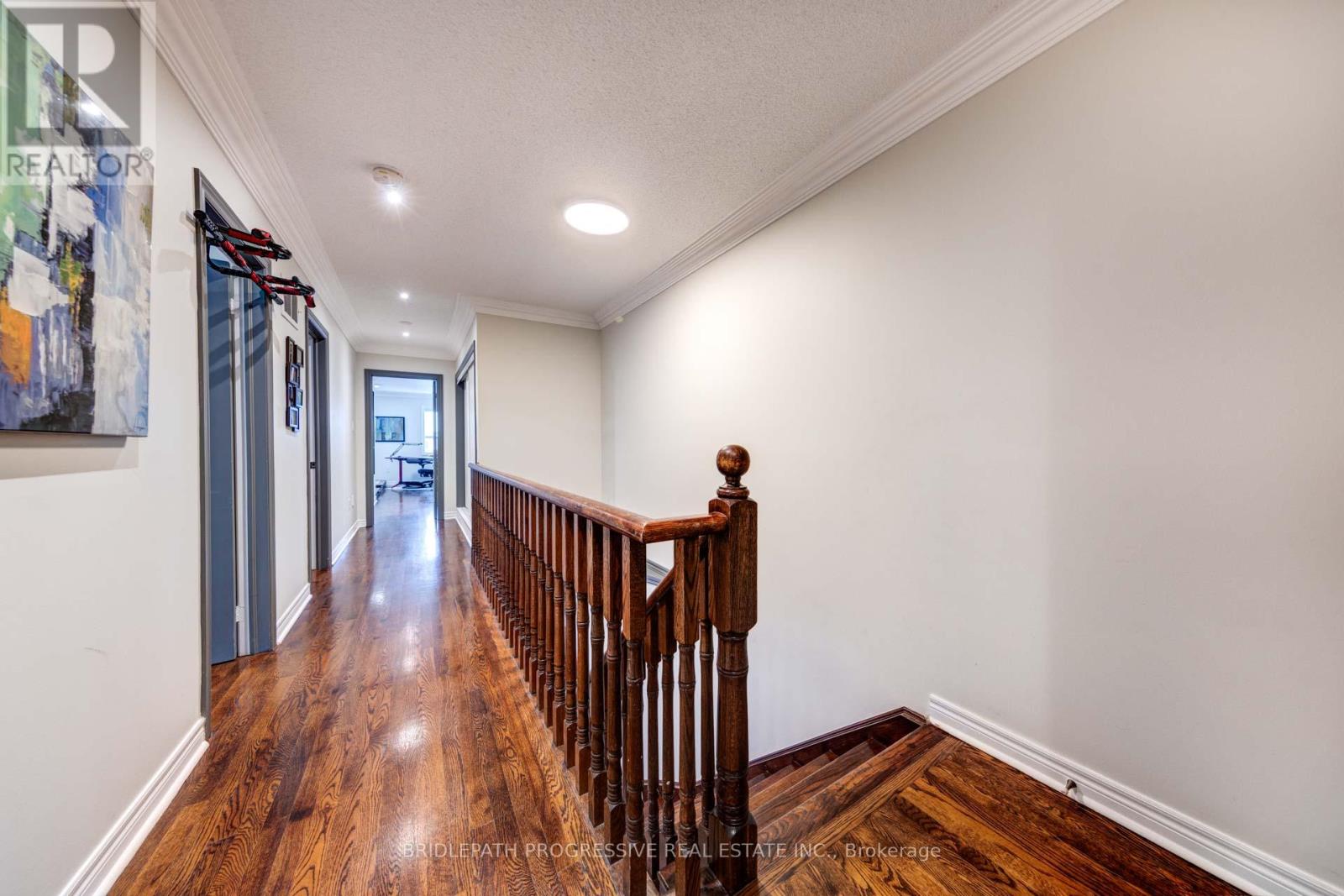 64 SIR SANFORD FLEMING WAY - 22