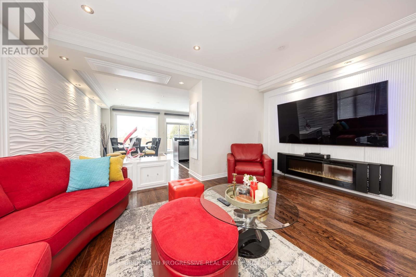 64 SIR SANFORD FLEMING WAY - 7
