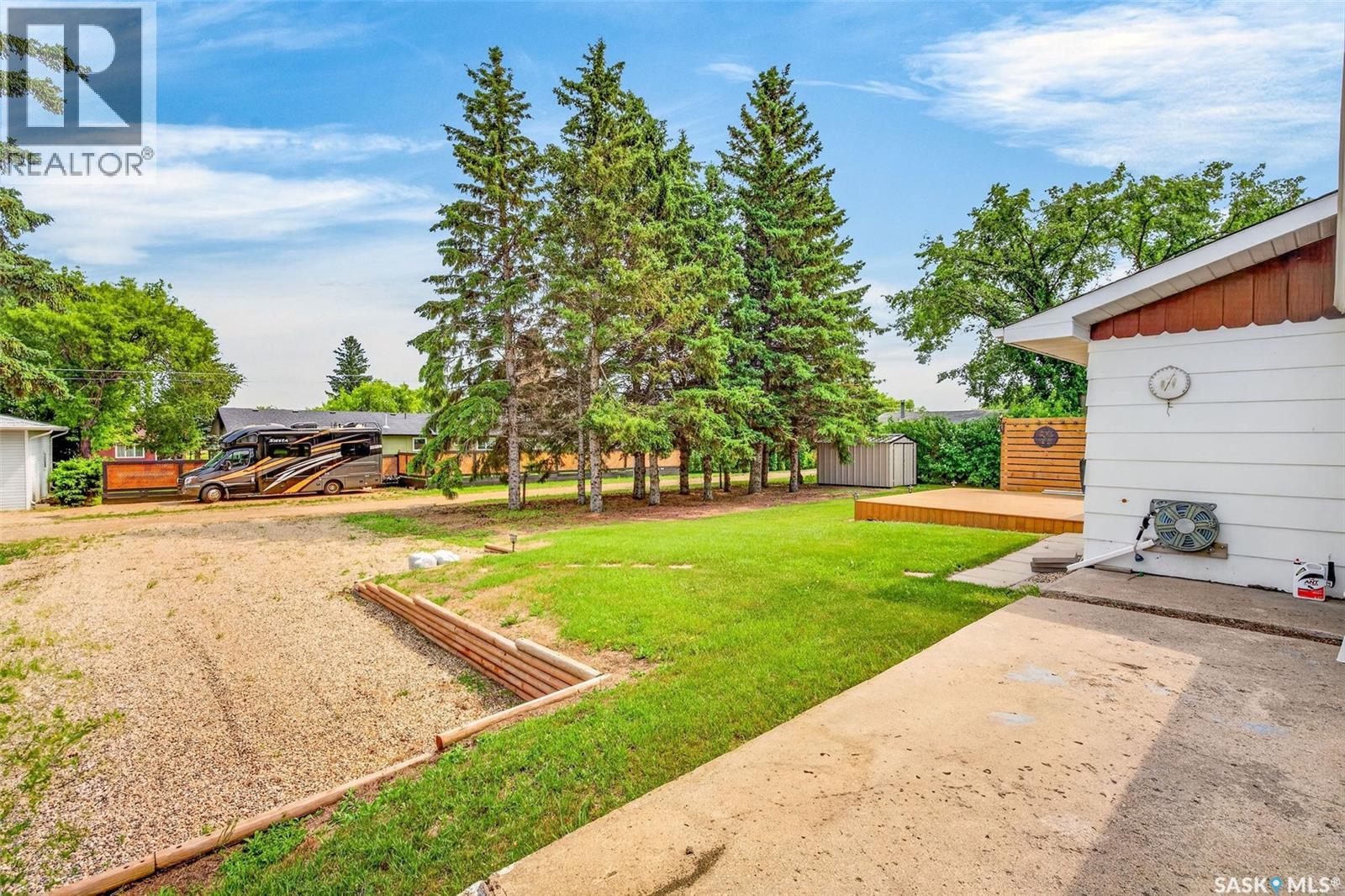 417 2nd AVENUE N - Image 10