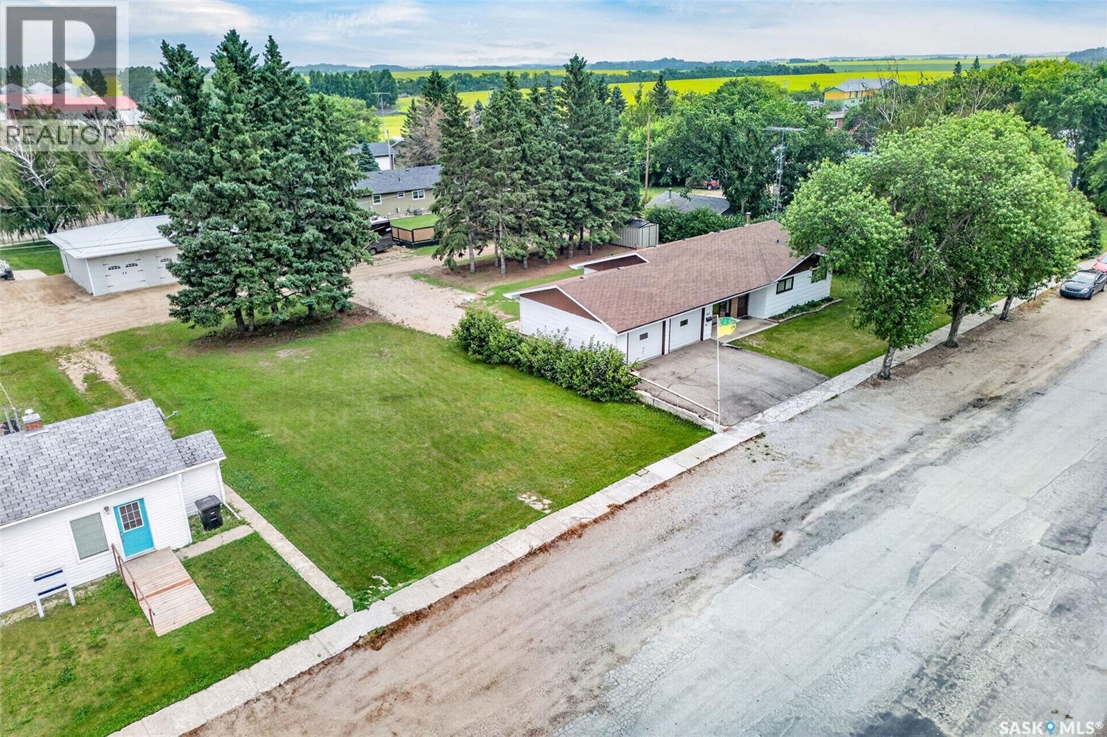417 2nd AVENUE N - Image 11