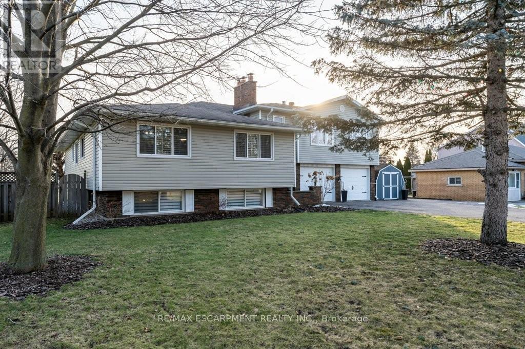 9793 DICKENSON ROAD W - 2