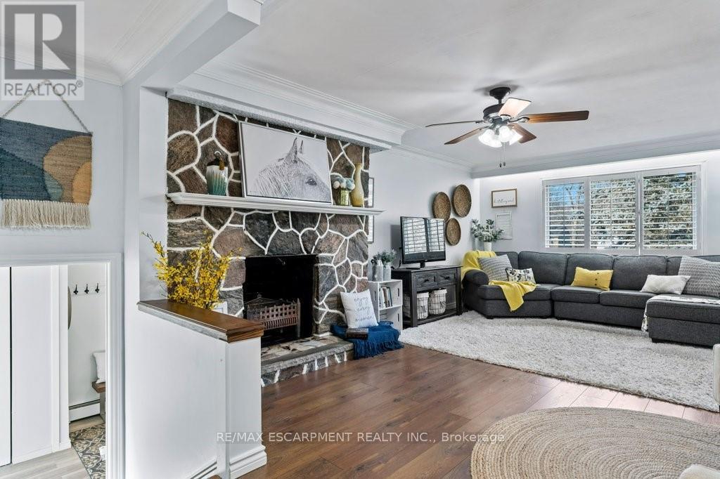 9793 DICKENSON ROAD W - 6