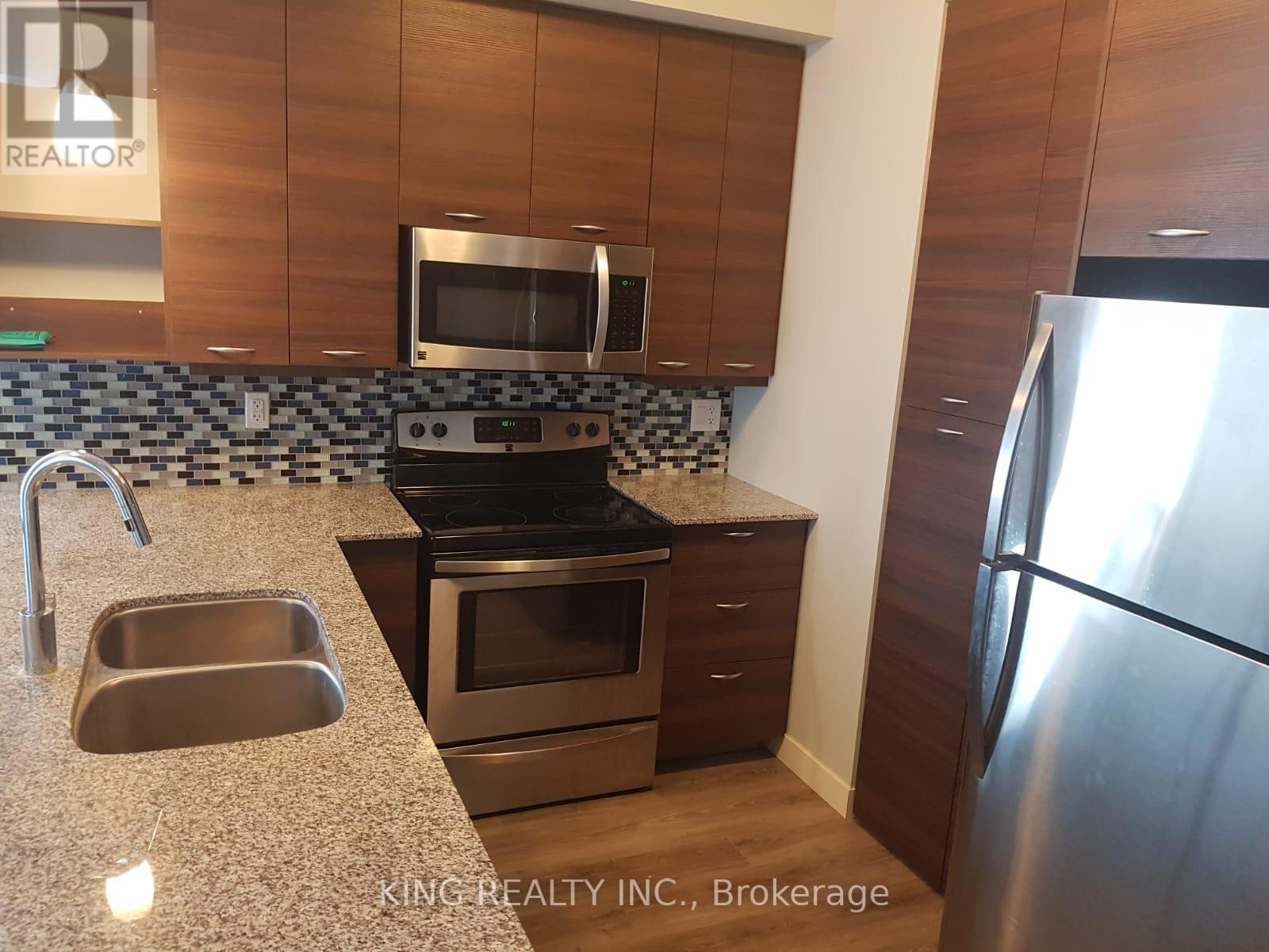 1405 - 318 SPRUCE STREET — photo 3