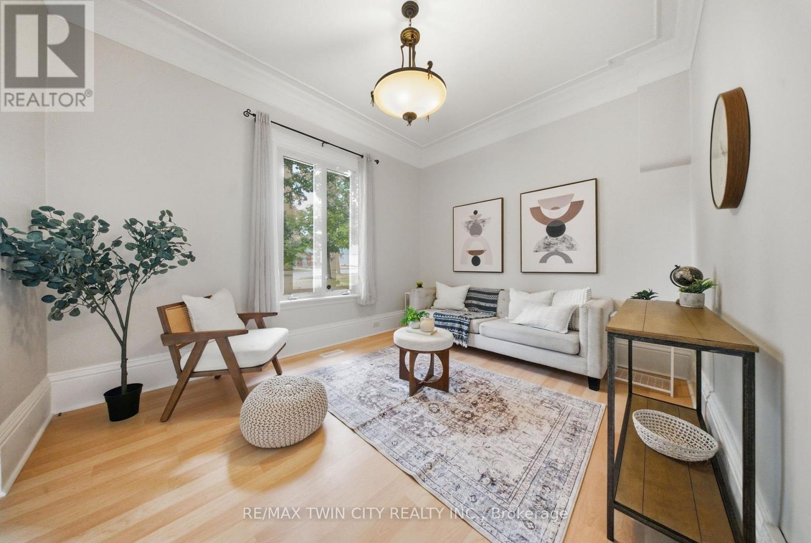 254 ERIE AVENUE - Image 14