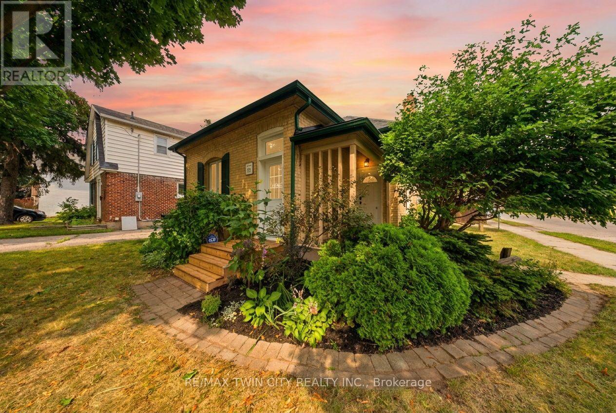 254 ERIE AVENUE - 2
