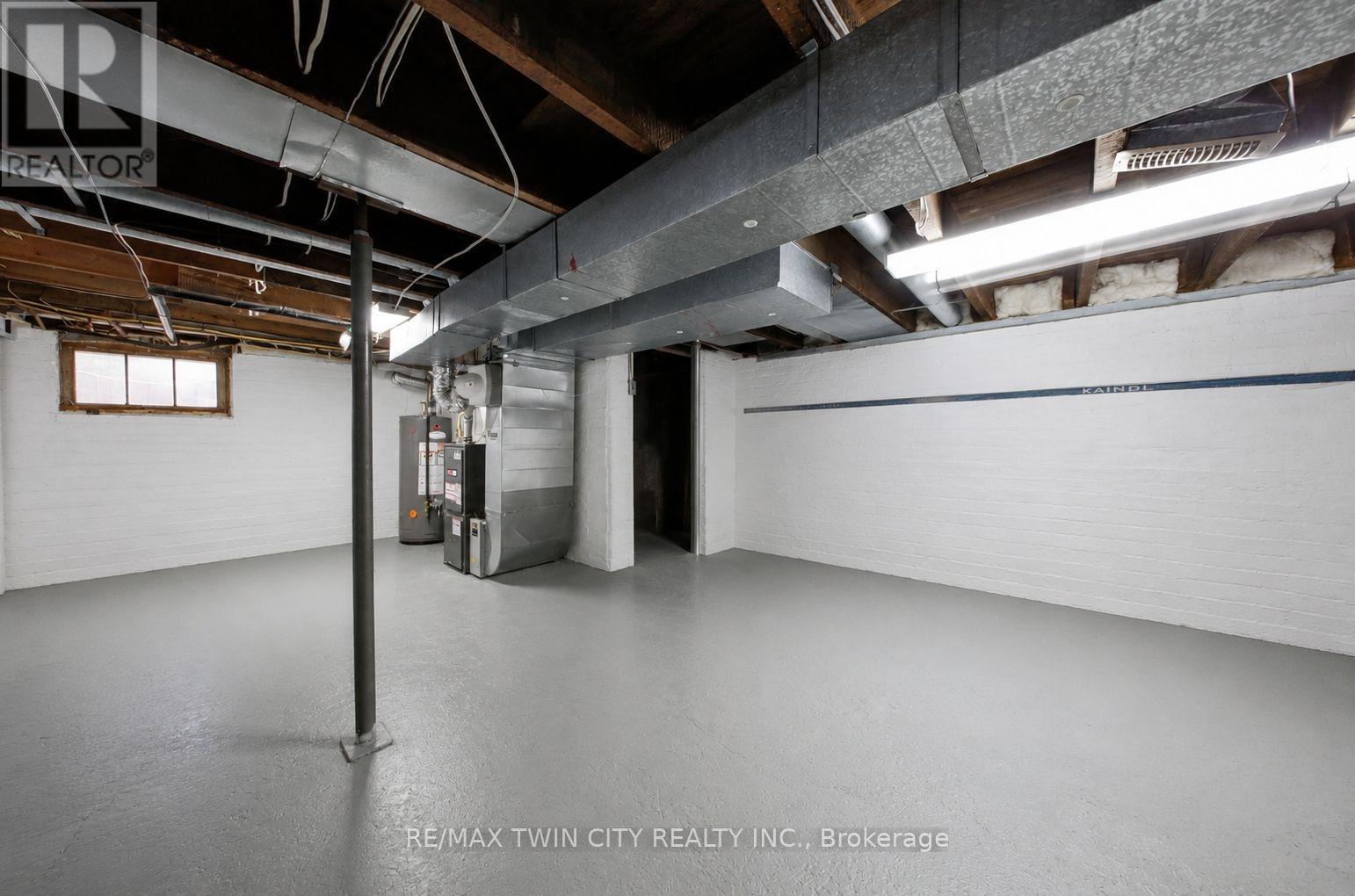 254 ERIE AVENUE - Image 23