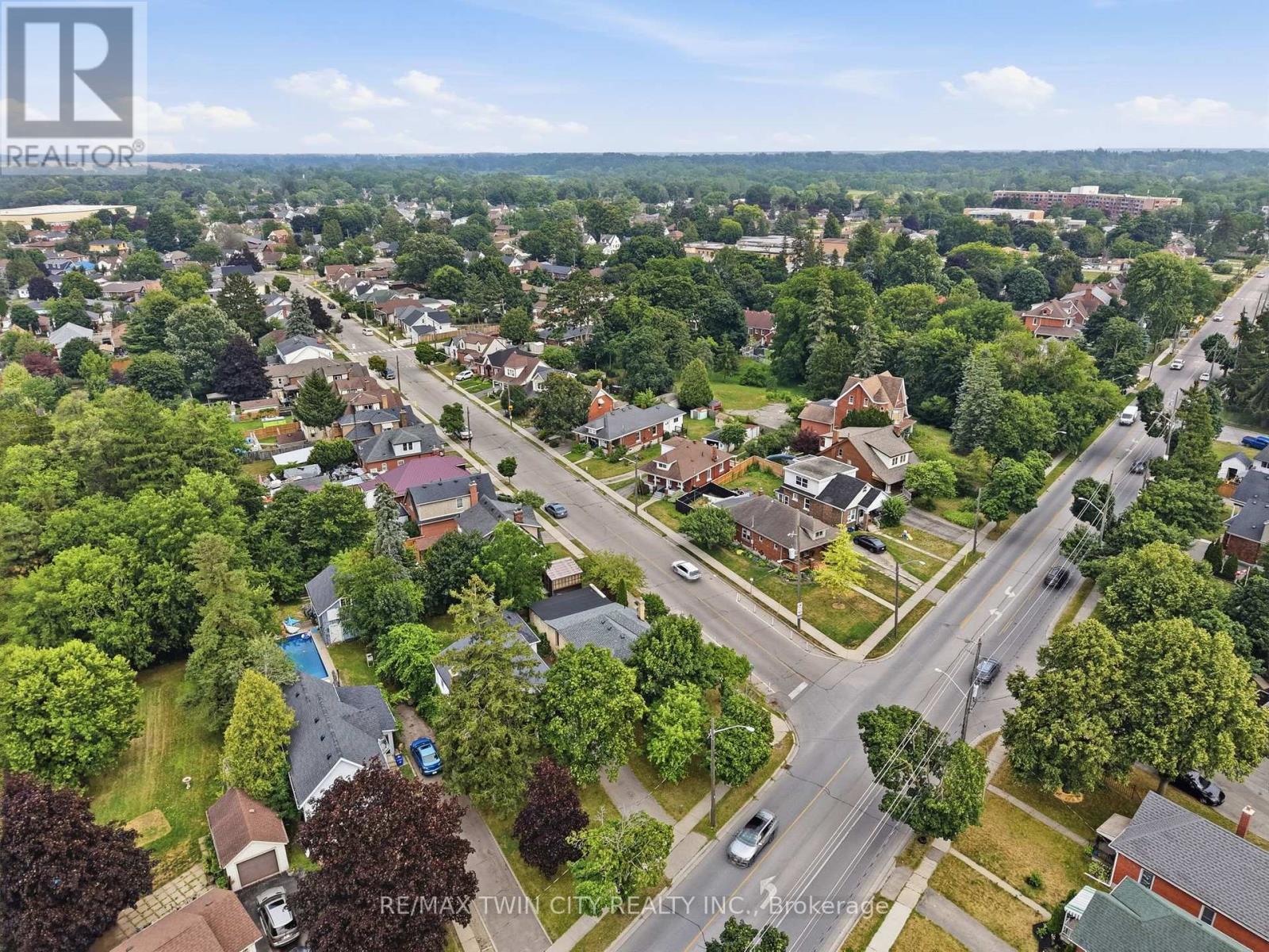 254 ERIE AVENUE - Image 34