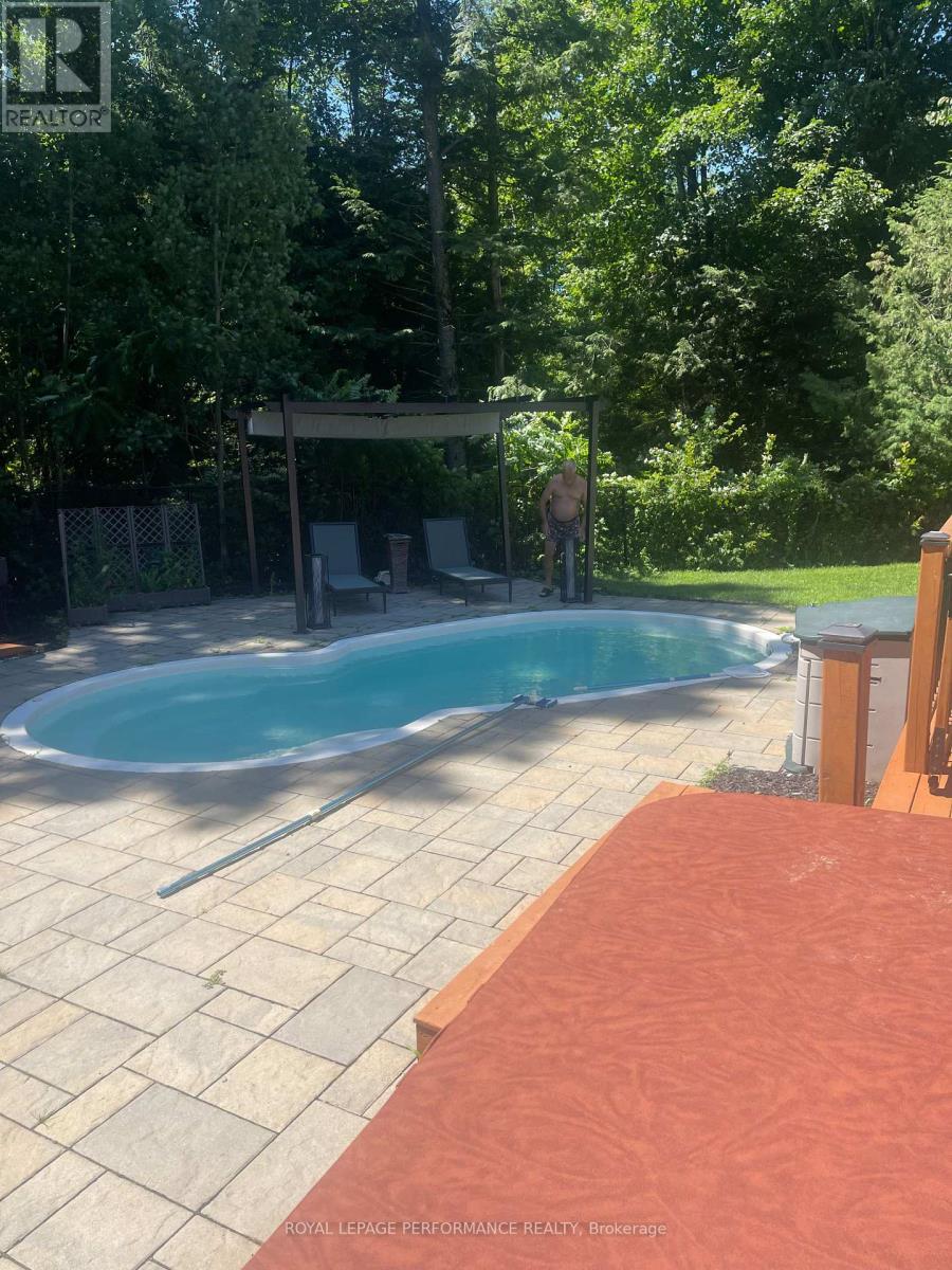 1420 LACROIX ROAD - 40