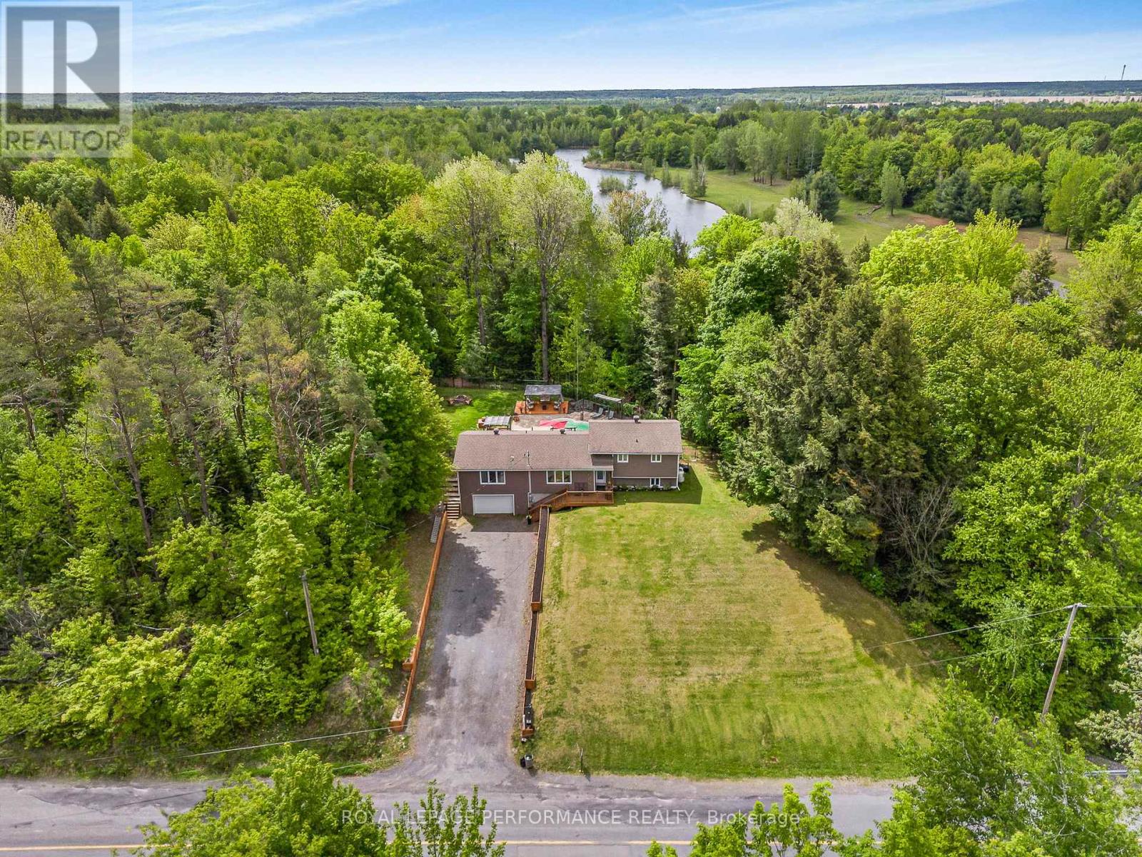 1420 LACROIX ROAD - 35