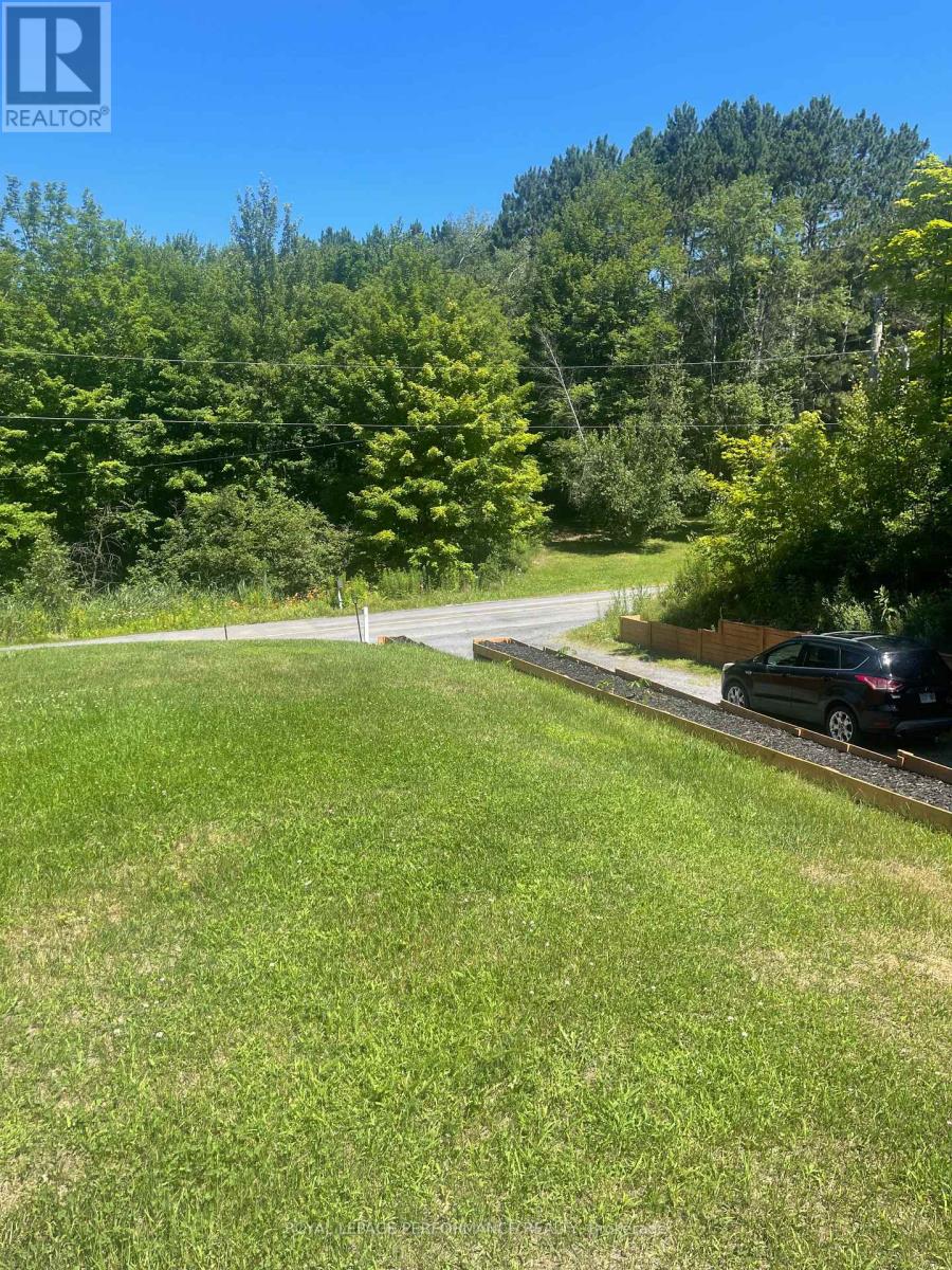 1420 LACROIX ROAD - 44