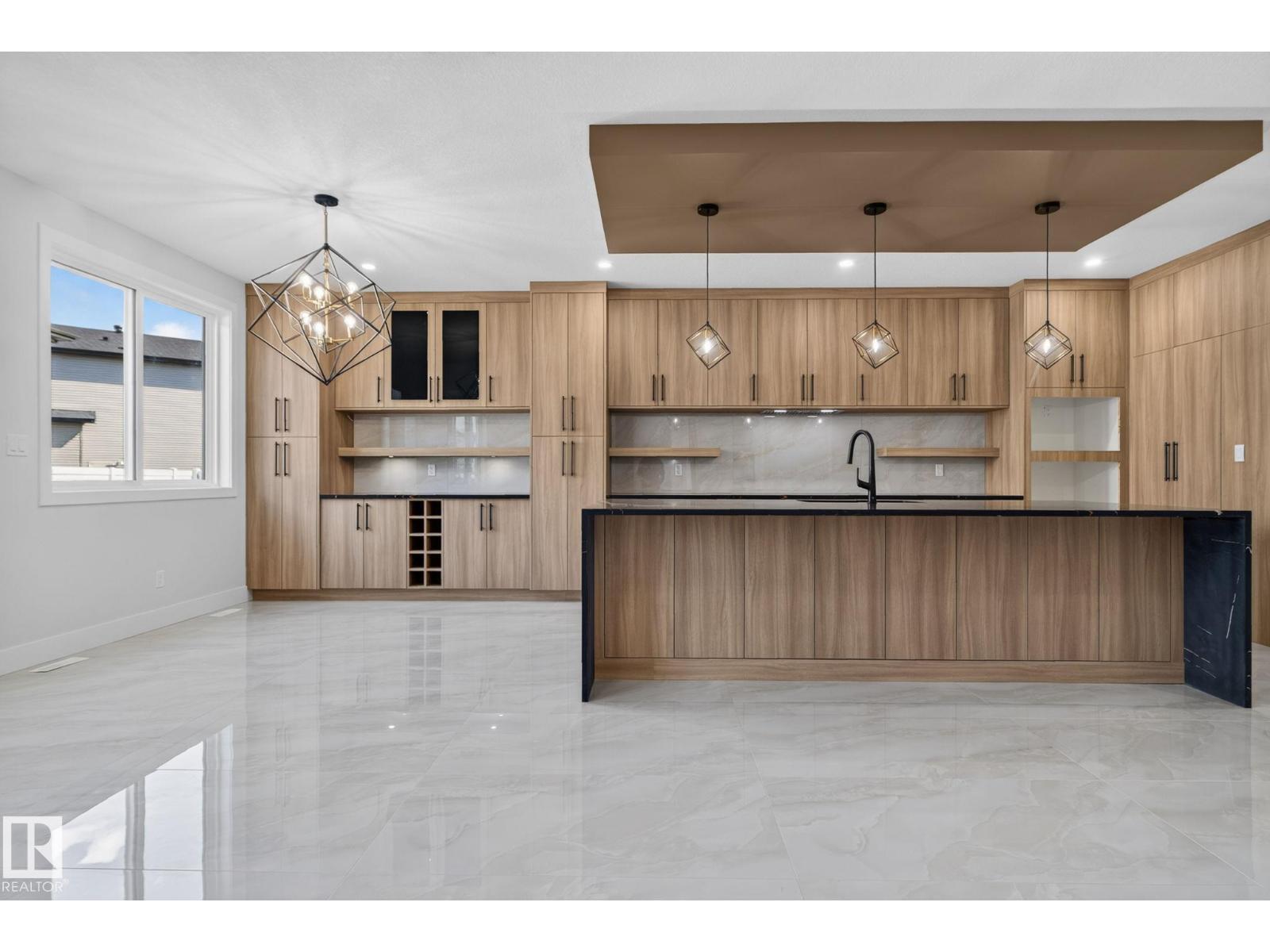 213 FRASER WY NW - Image 7