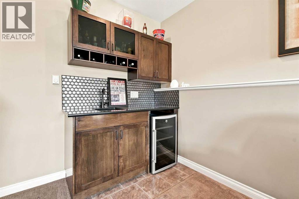 73 Maclean Close - 26