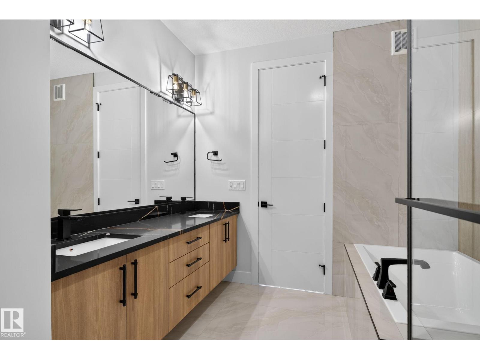 213 FRASER WY NW - 31