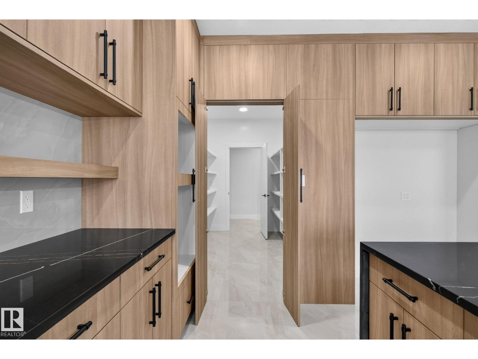 213 FRASER WY NW - 14