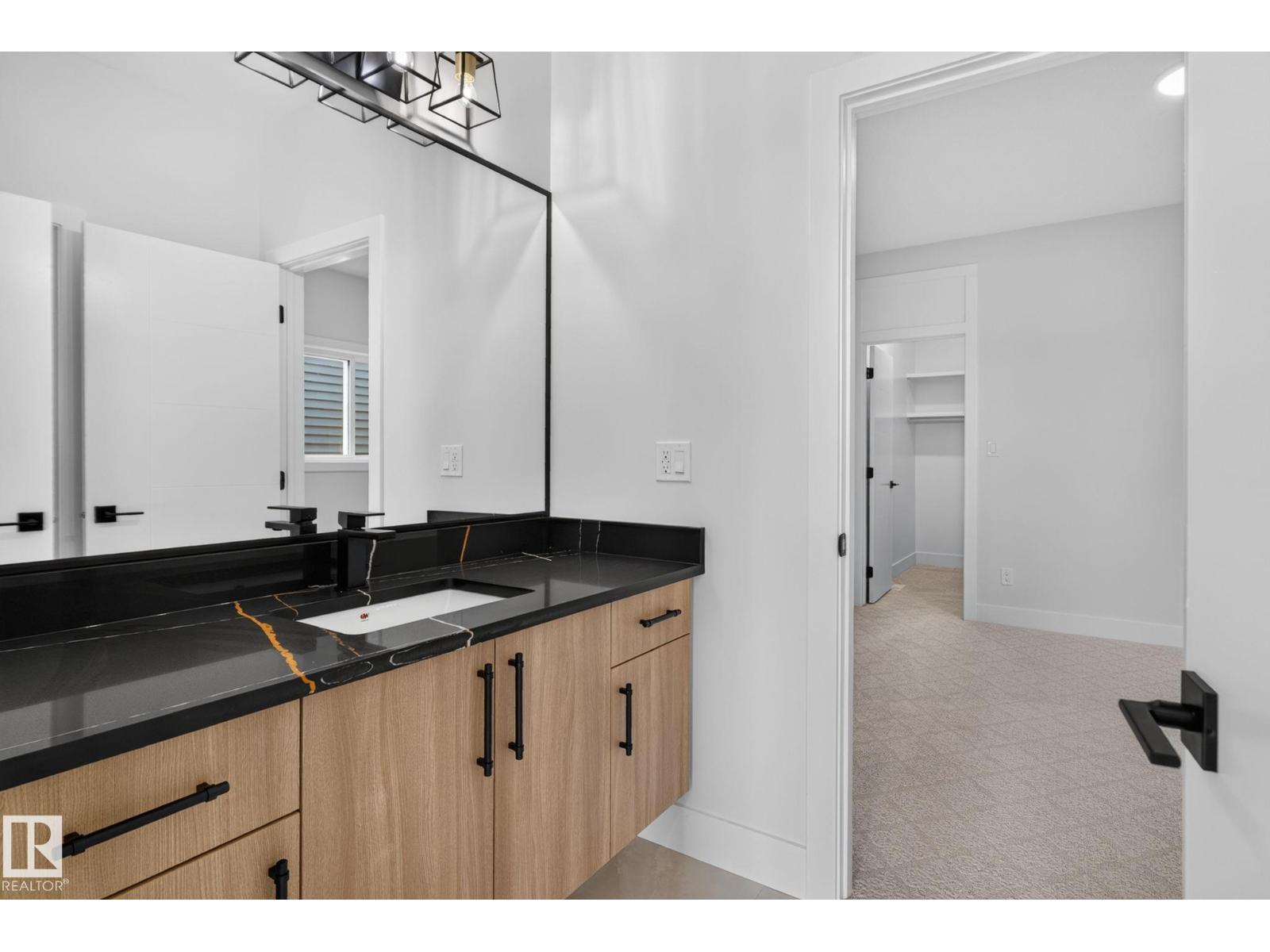 213 FRASER WY NW - 42