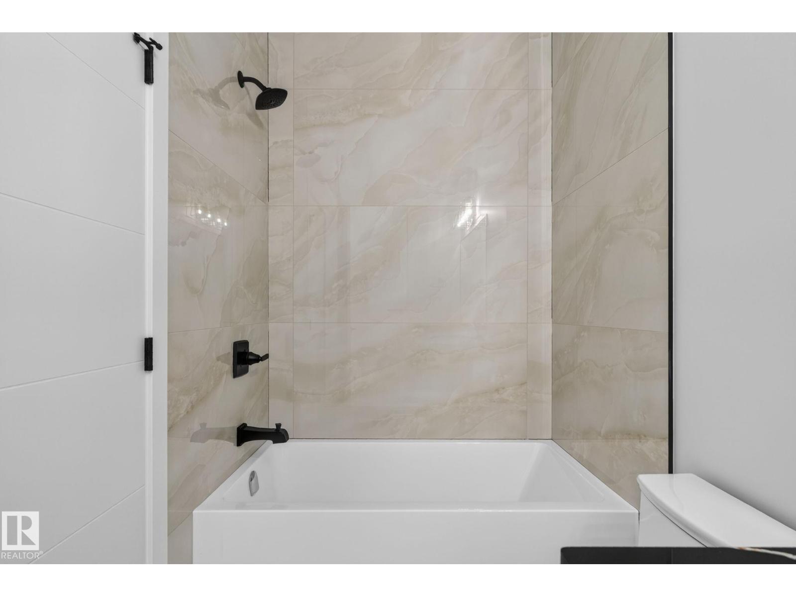 213 FRASER WY NW - 36