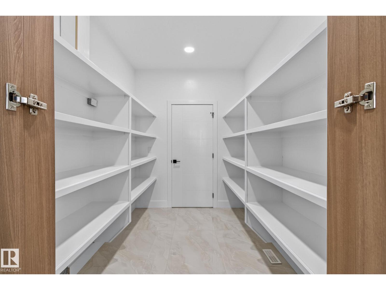 213 FRASER WY NW - 15