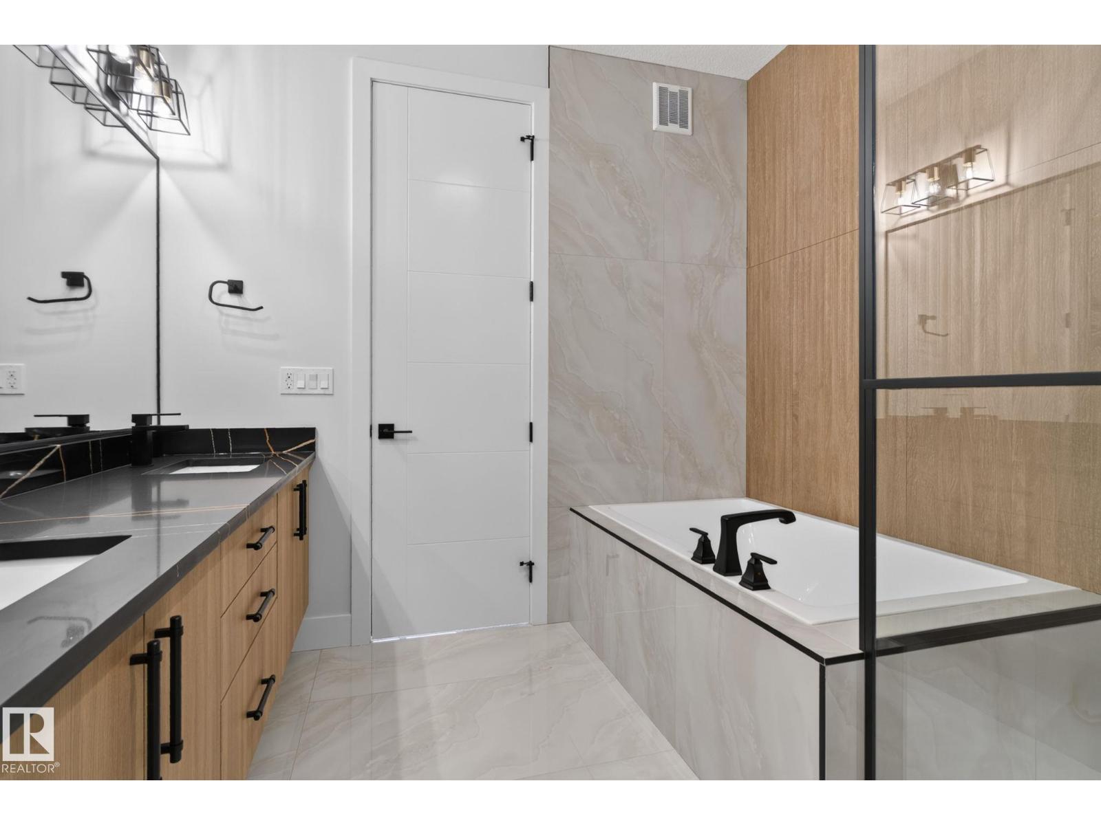 213 FRASER WY NW - 29