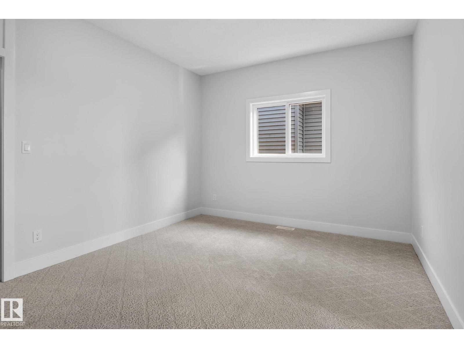 213 FRASER WY NW - 37