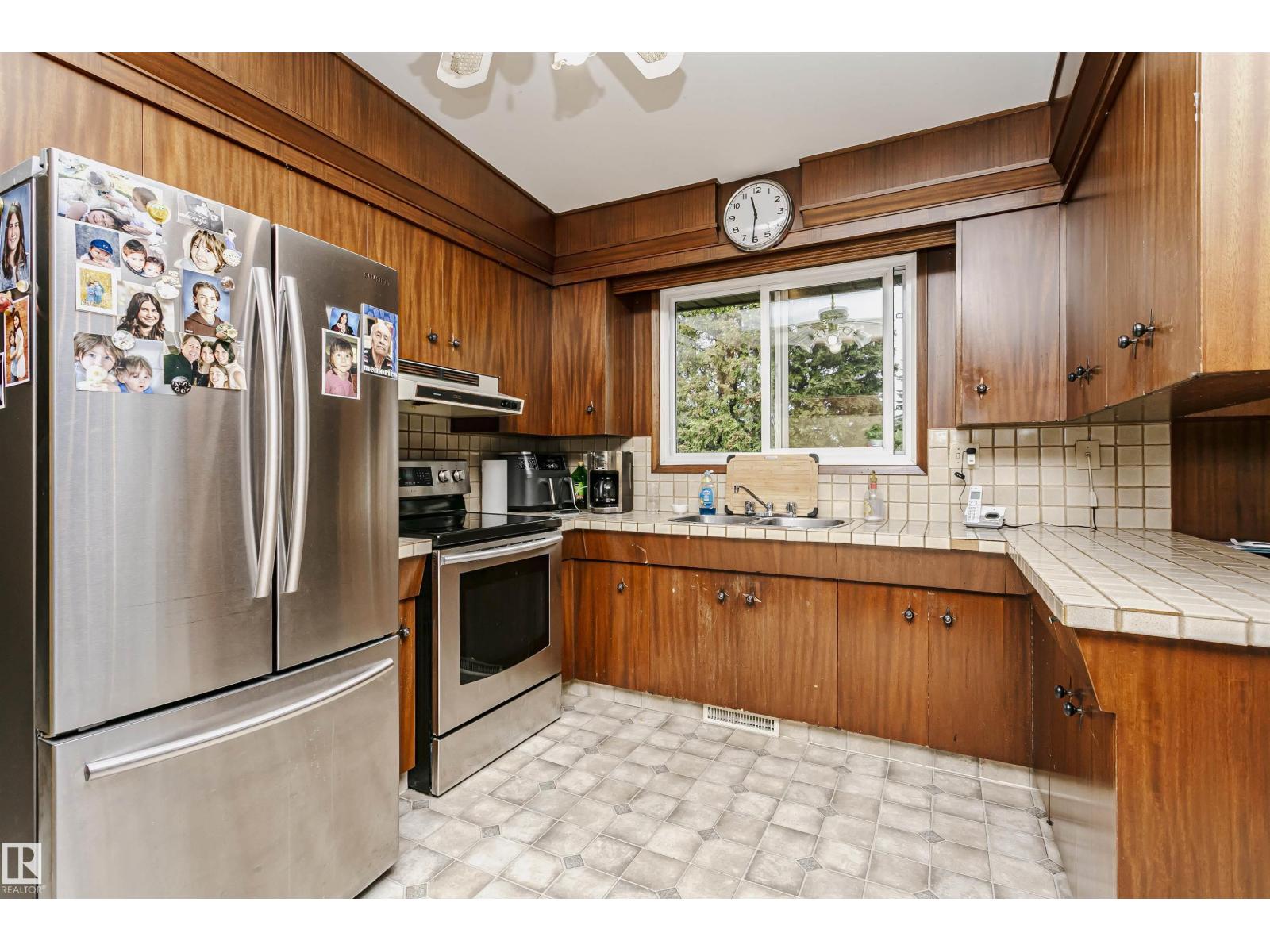 14231 80 ST NW - 16