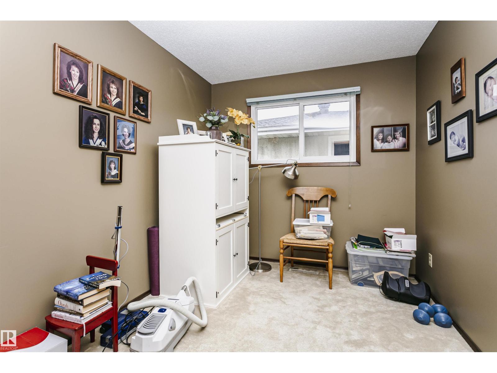 14231 80 ST NW - 22