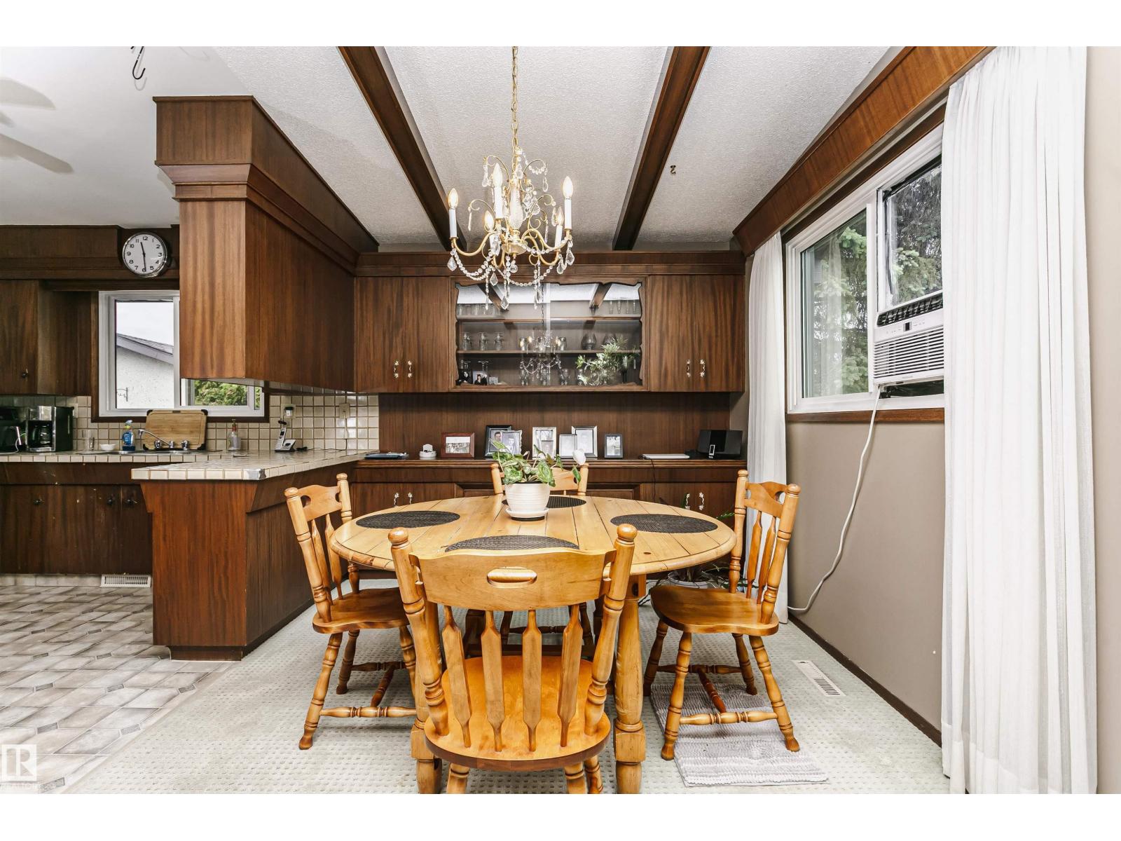 14231 80 ST NW - 11