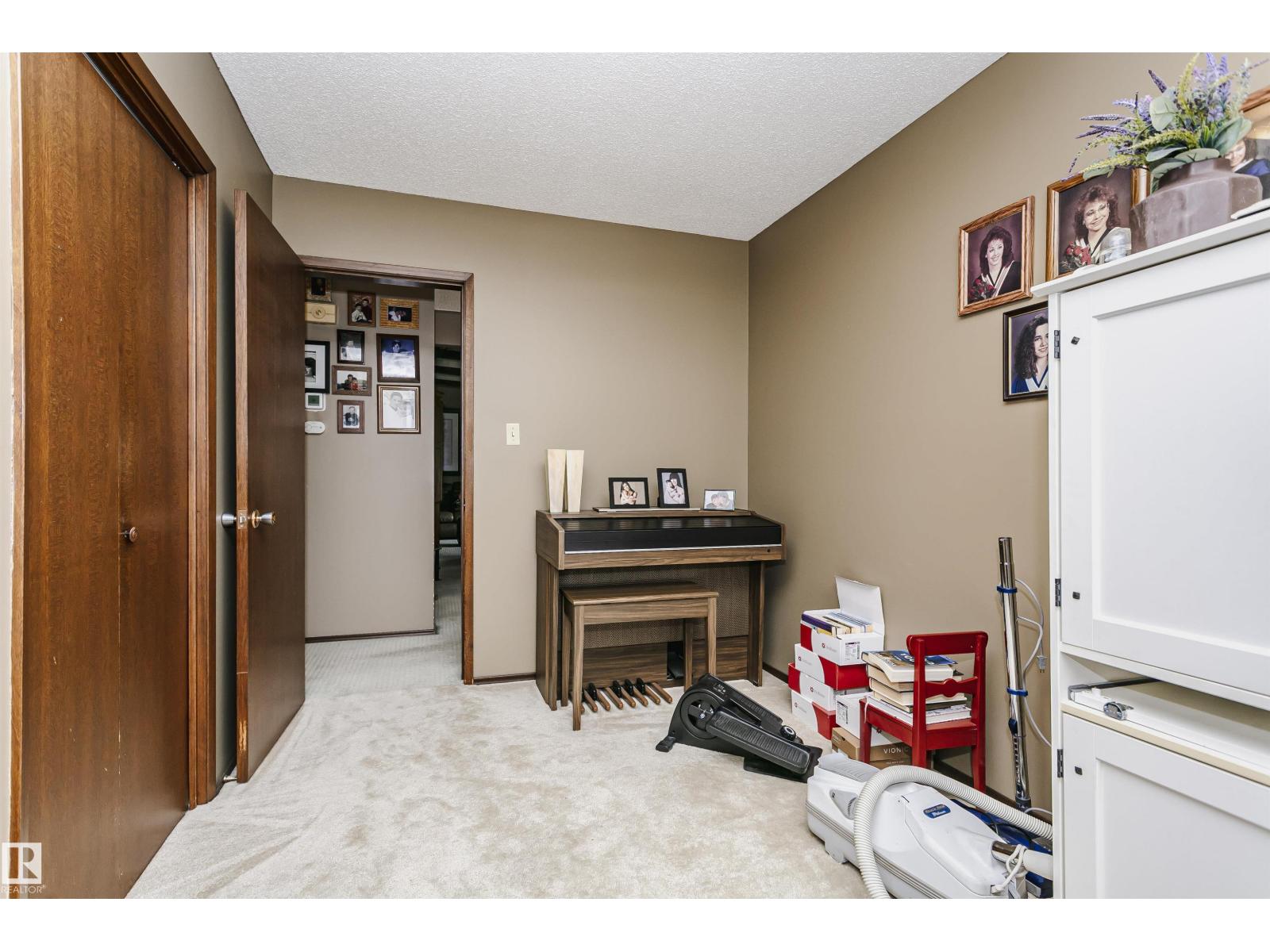 14231 80 ST NW - 23