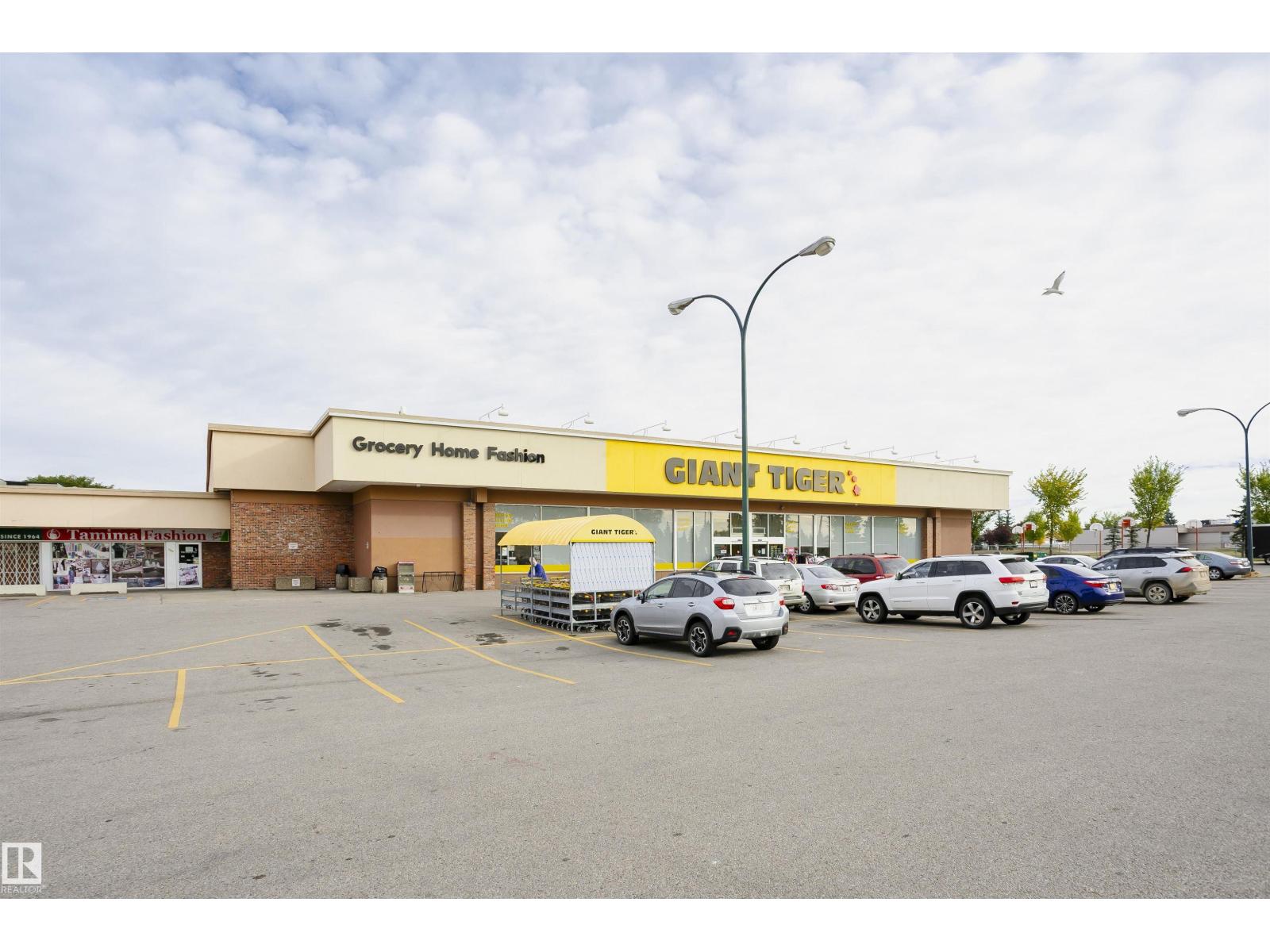 14231 80 ST NW - 53