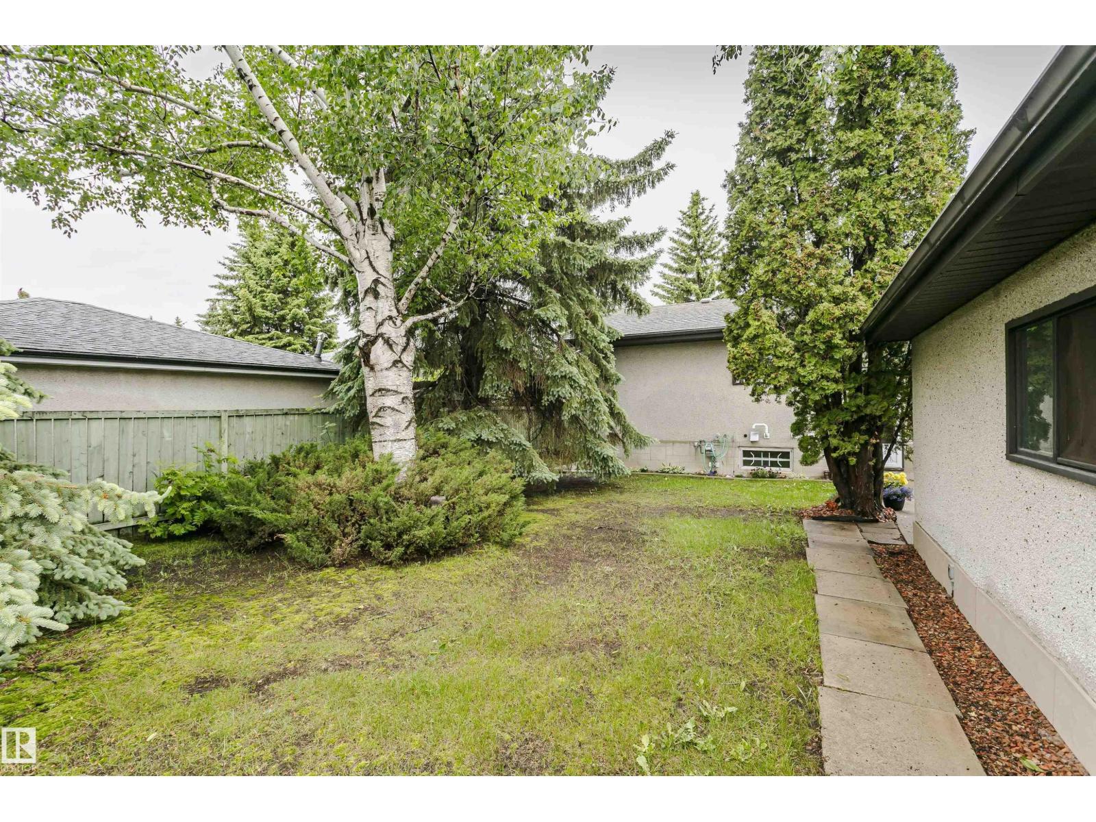 14231 80 ST NW - 49